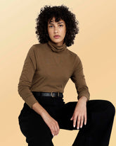 Close Fit Turtleneck - Sepia