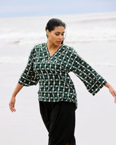 Elio V-Neck Linen Blend Top - Green Trellis Print
