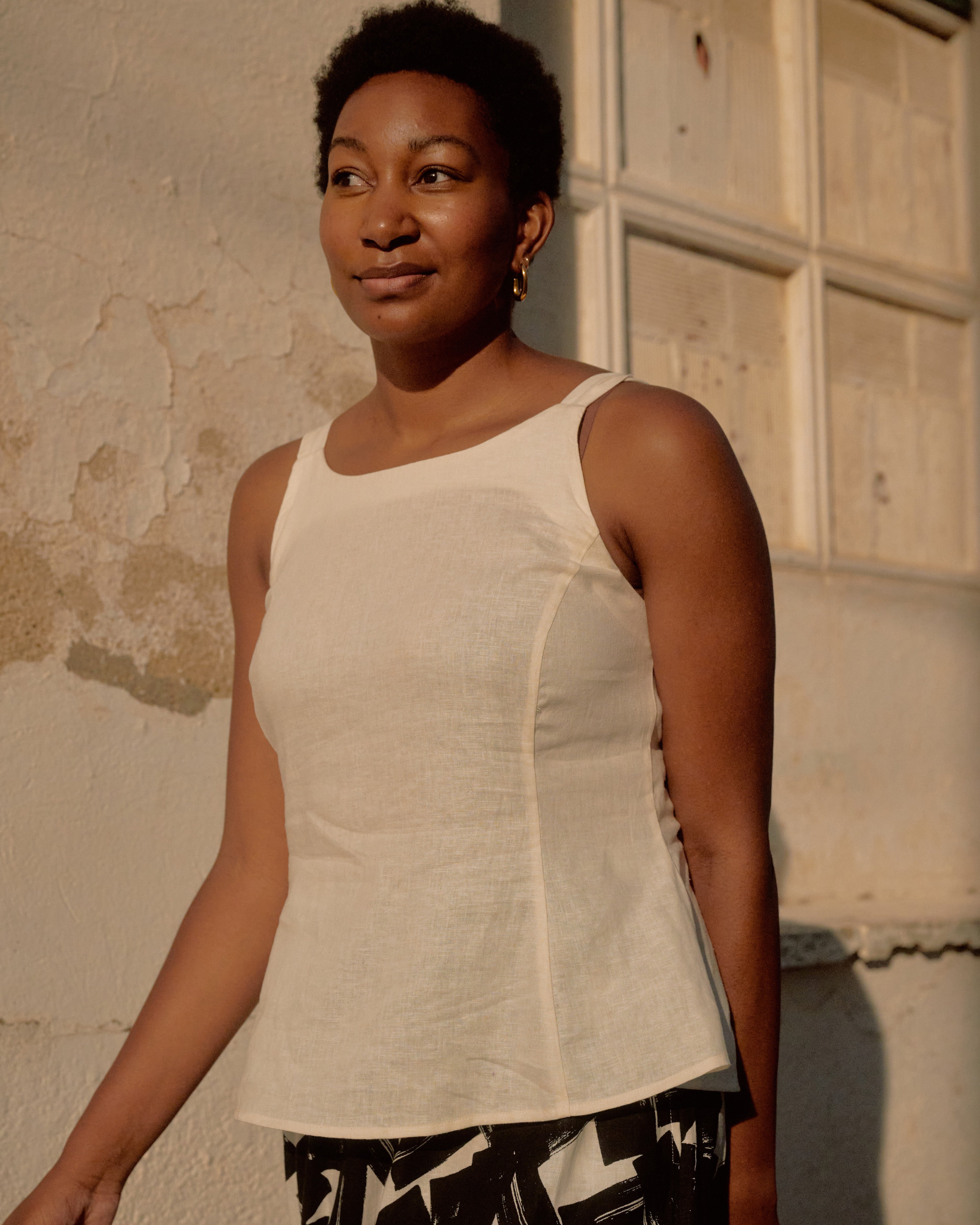 Kuki Sleeveless Linen Blend Top - Natural White