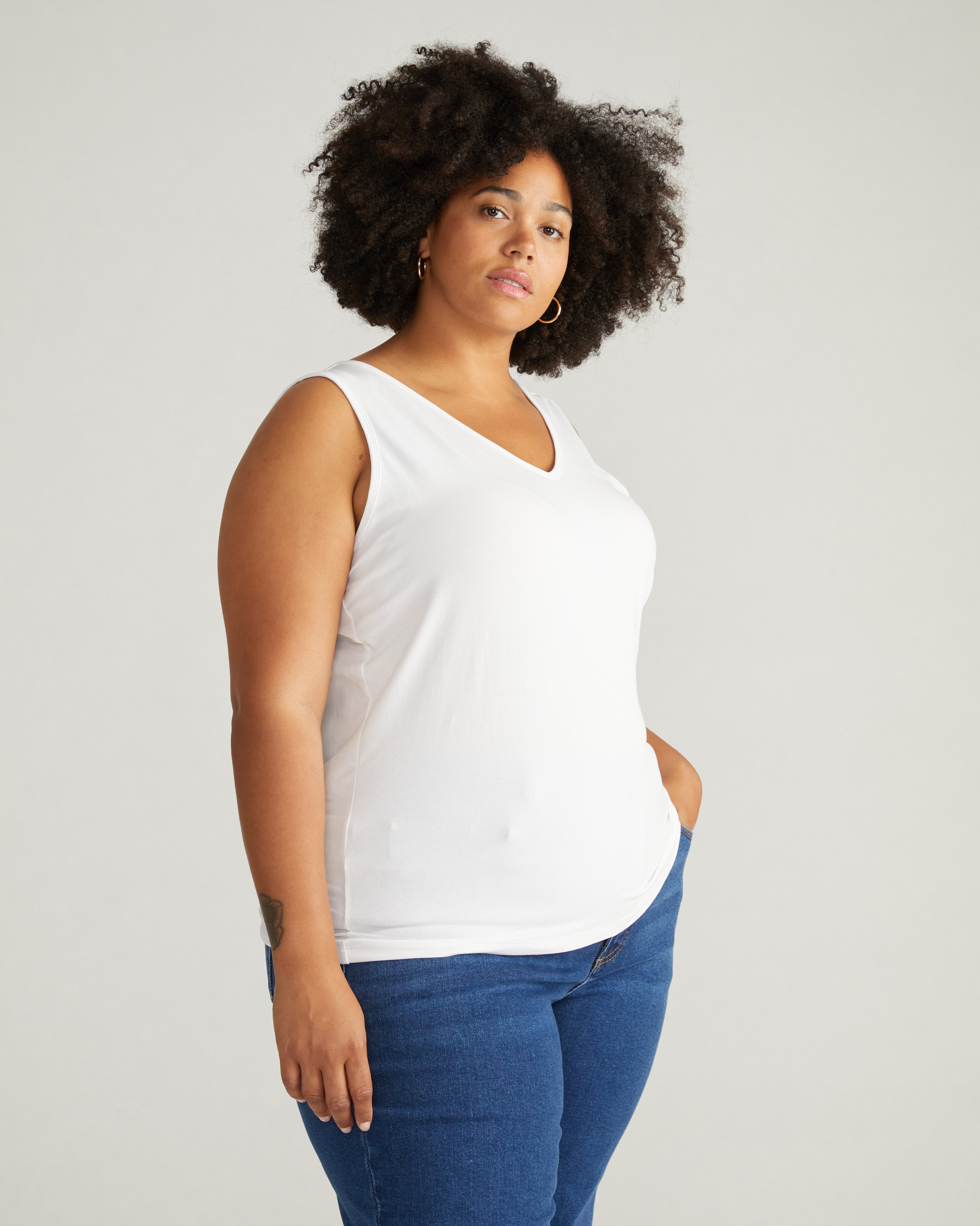Double V Tank - White