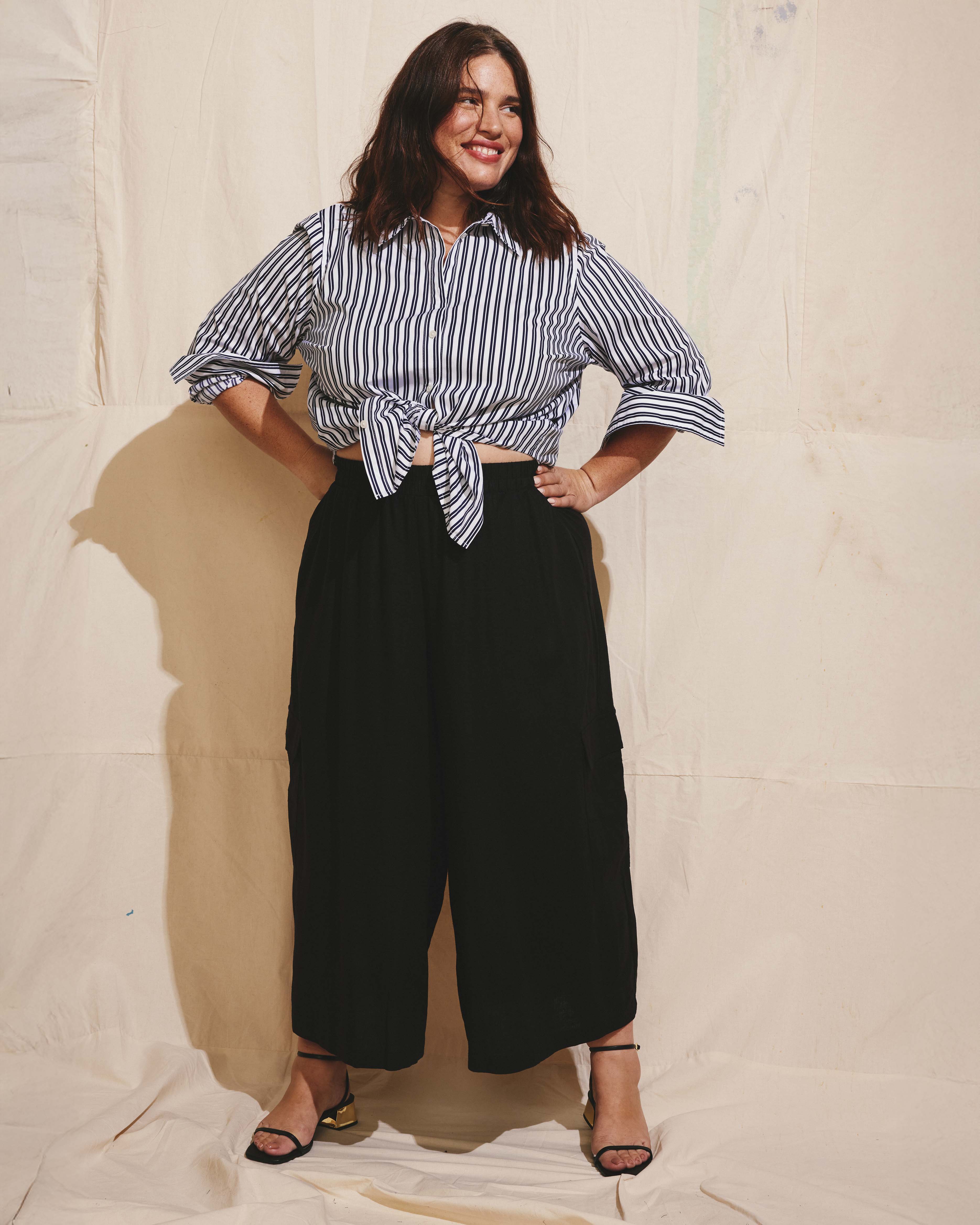 Palazzo Cargo Linen Blend Pant - Black