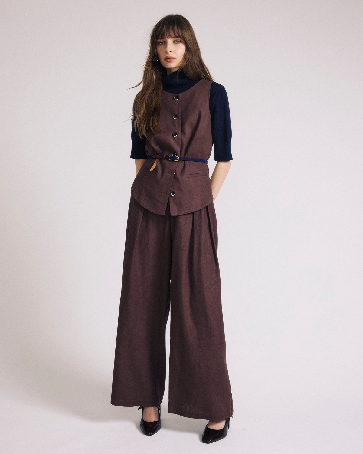 Palais Stretch Linen Blend Wide Leg Pant - Sophisticated Brown