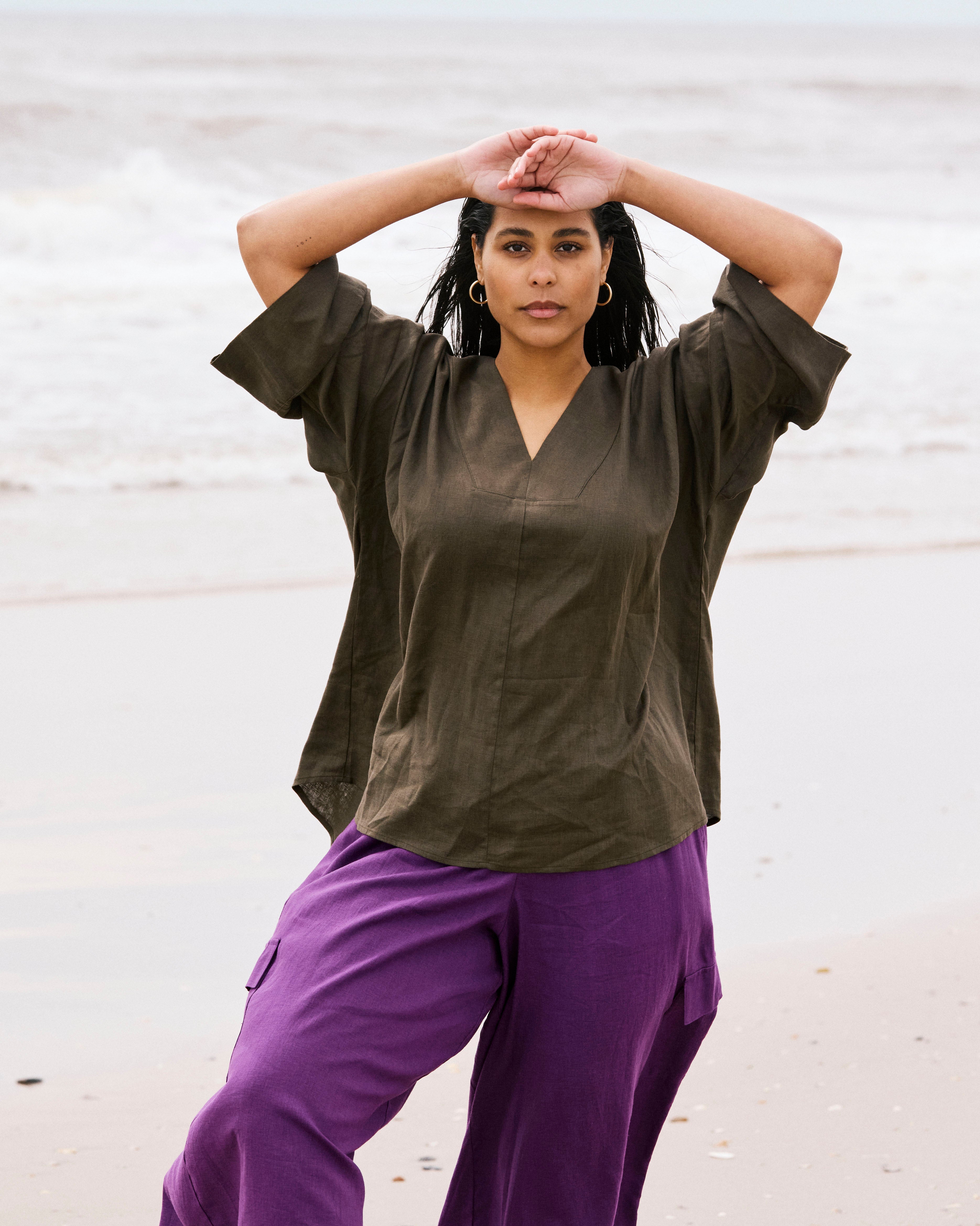 Elio V-Neck Linen Blend Top - Camo