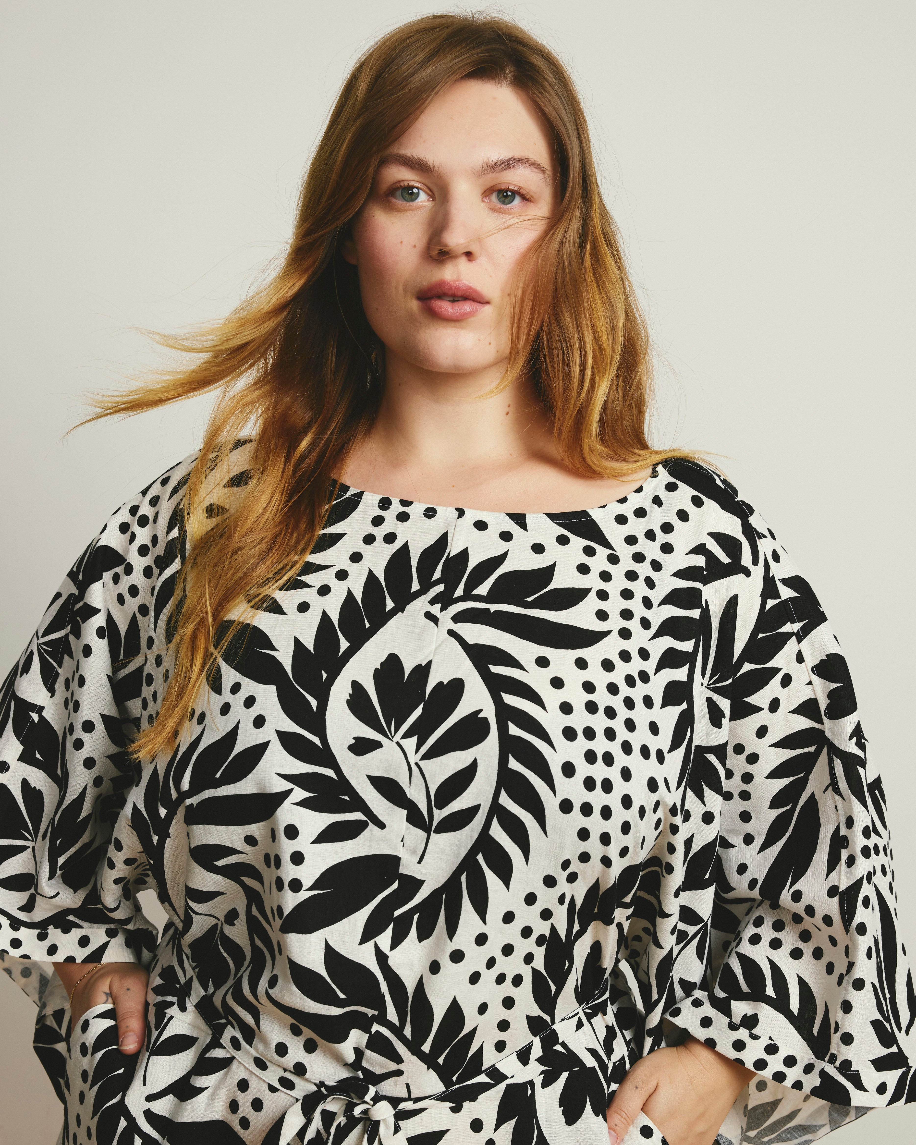 Lio Linen Blend Dress - Vine Print