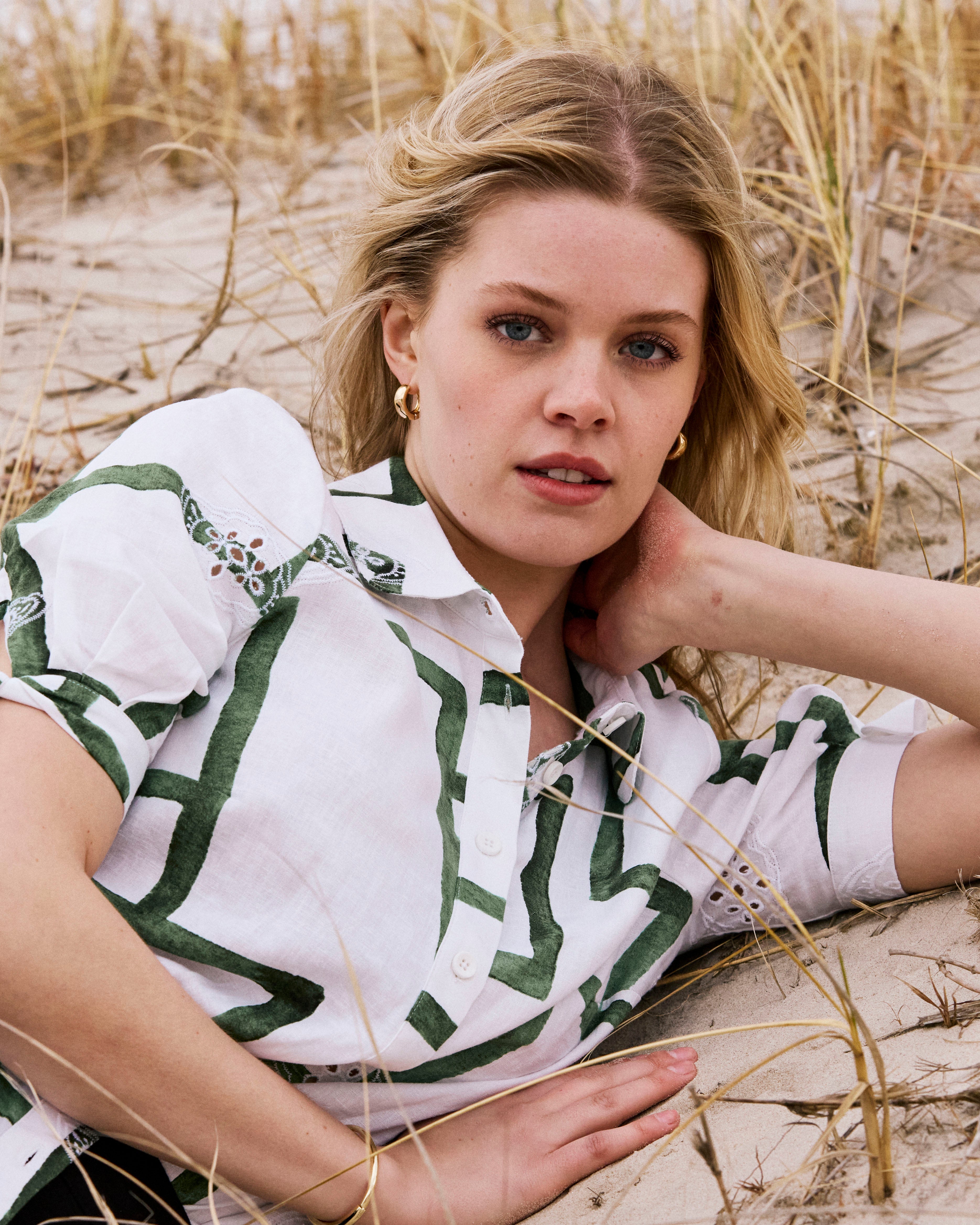 Luisa Short Sleeve Linen Blend Shirt - Green Paint Print