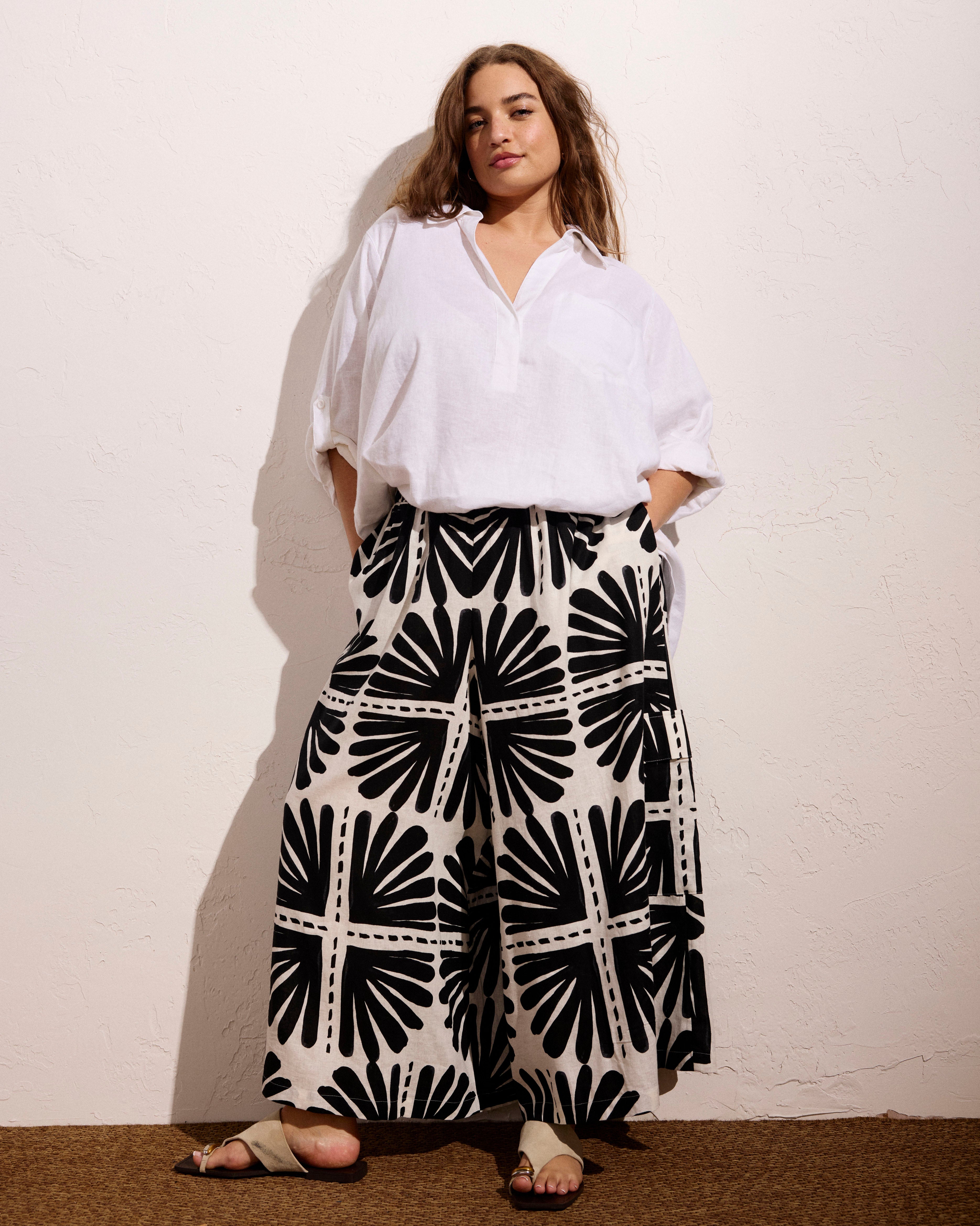 Palazzo Cargo Linen Blend Pant - Ink Bloom Print