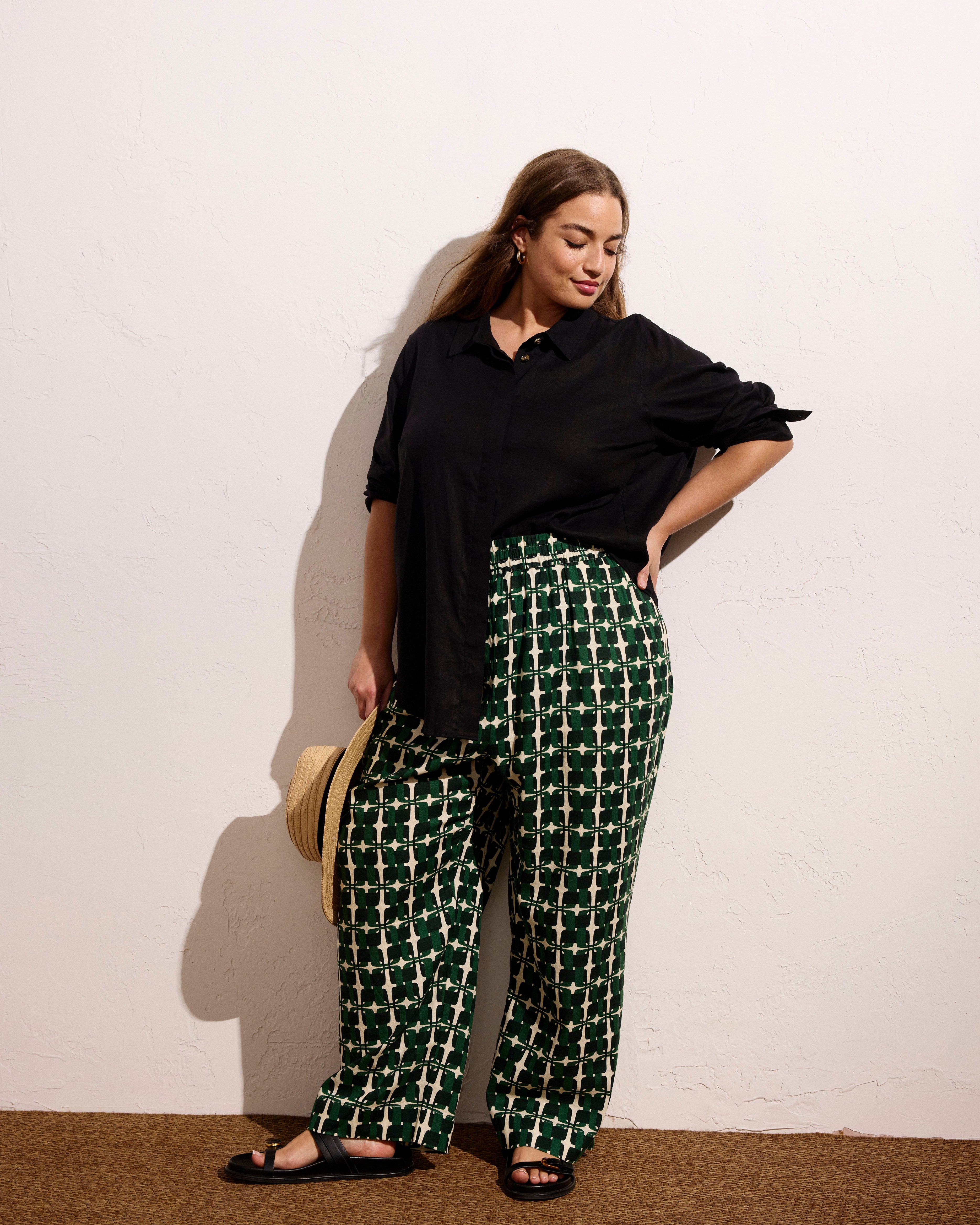 Iris Linen Blend Easy Pull-On Pants - Green Trellis Print