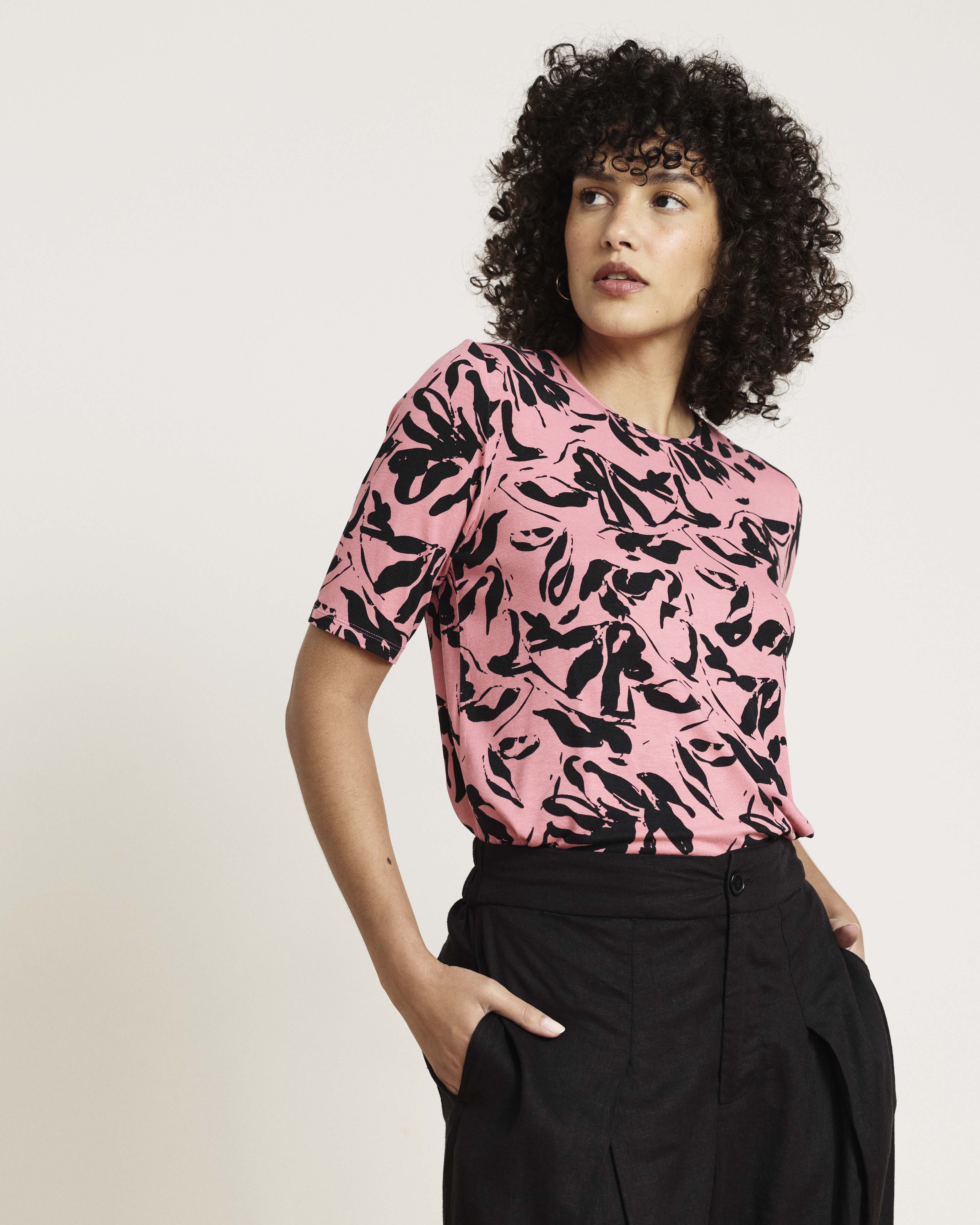 Lily Liquid Jersey Crew Neck Stovepipe Tee - Pink Sgraffito Print