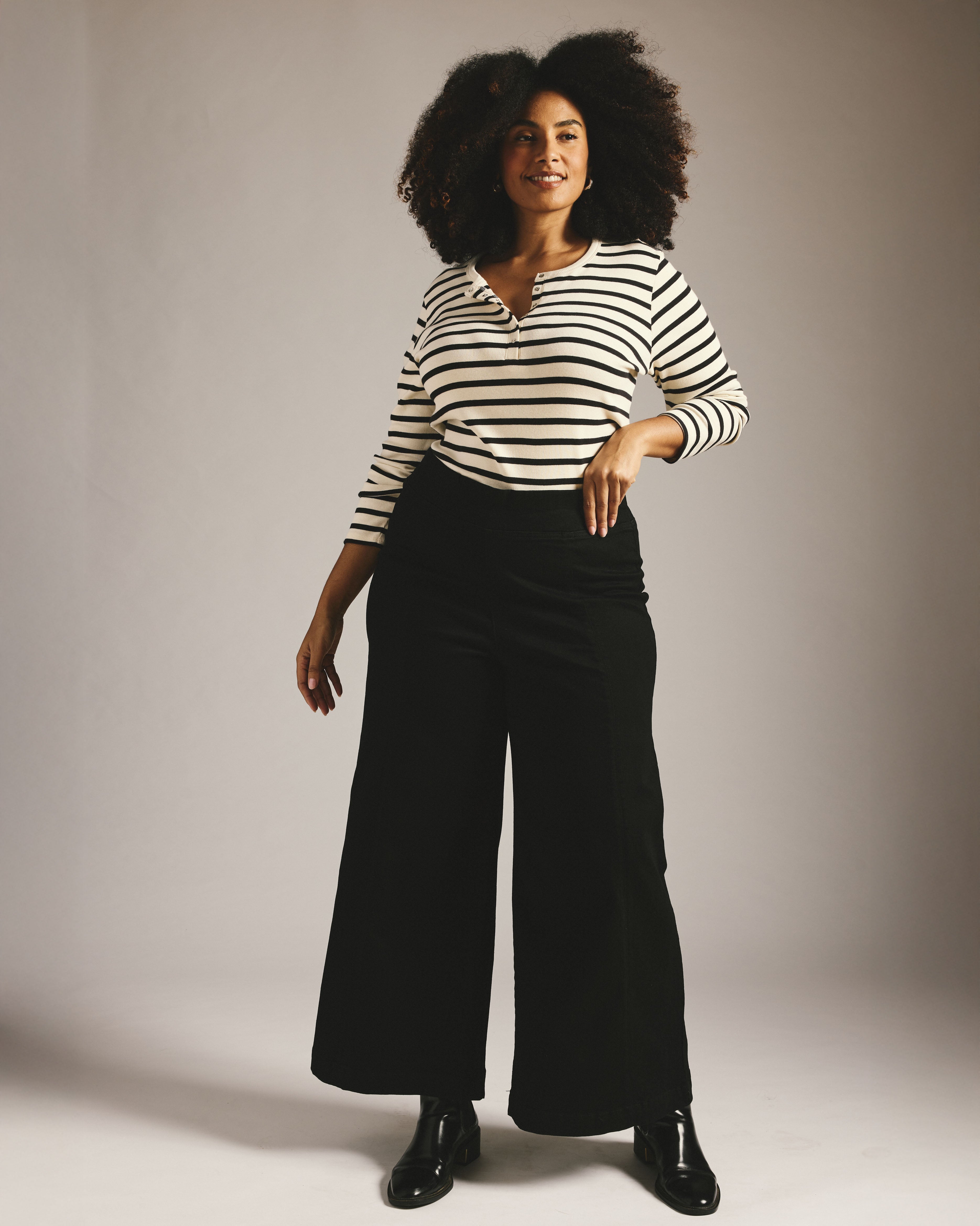 Olivia Pintuck Wide Leg Jeans - Jet Black