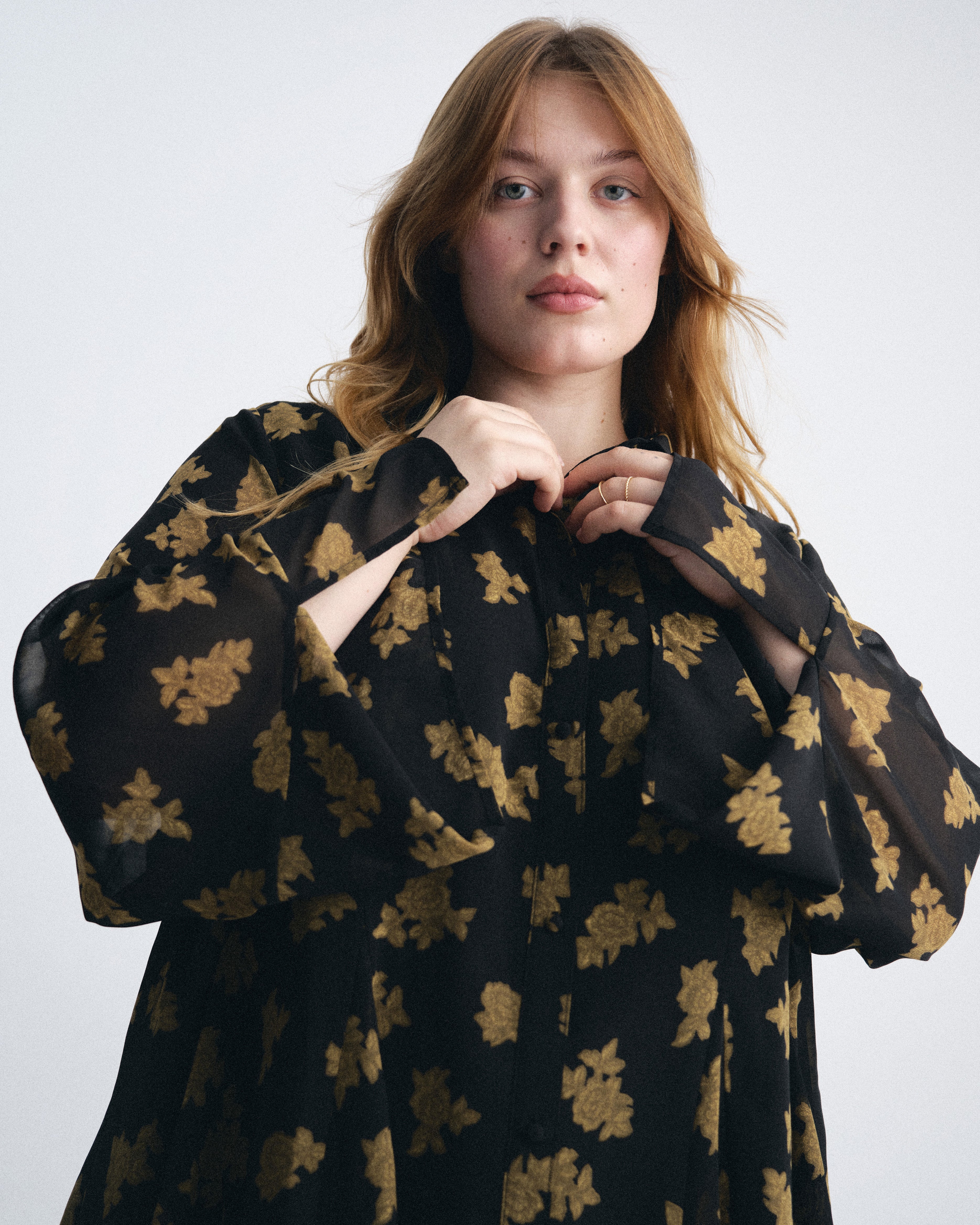 Evie Chiffon Blouse - Gold Heirloom Print