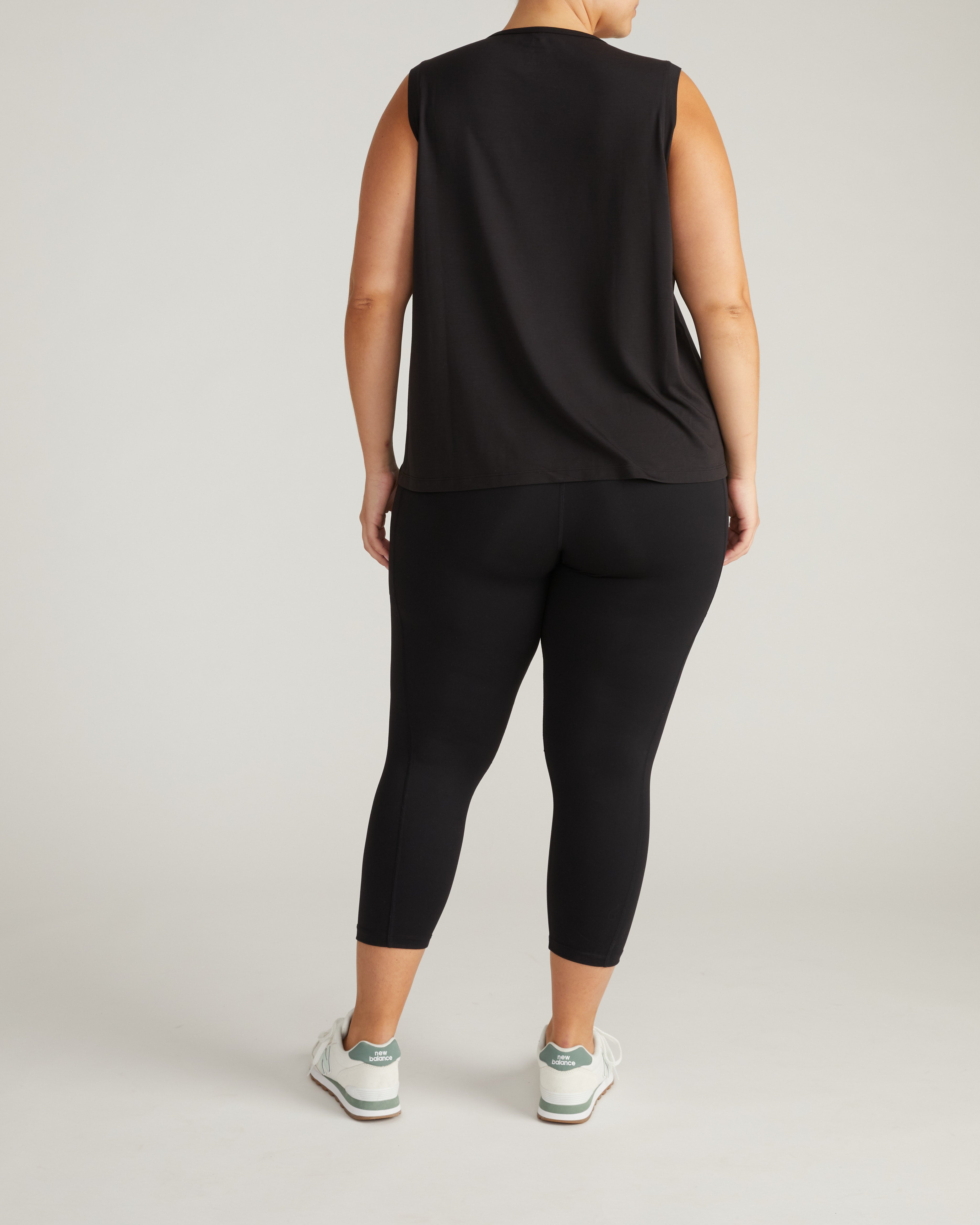 Mia Movement Tank - Black