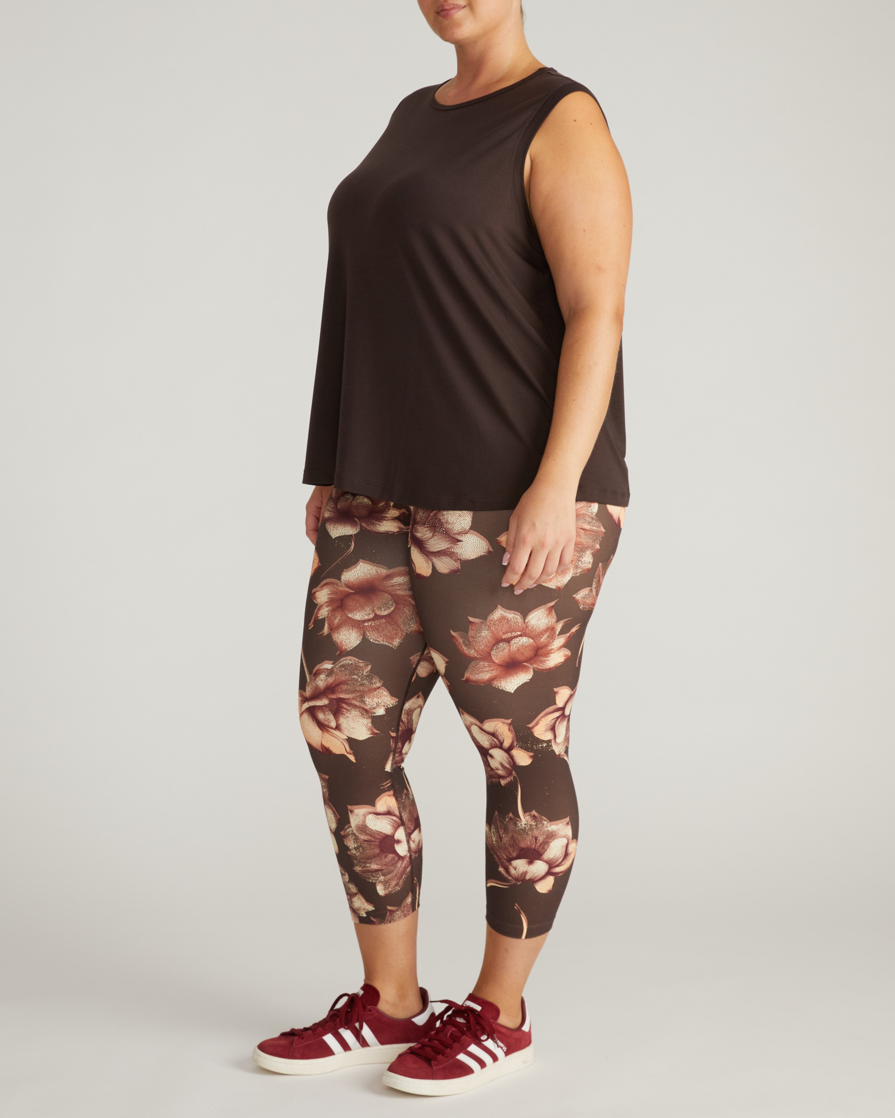 Mia Movement Tank - Deep Brown