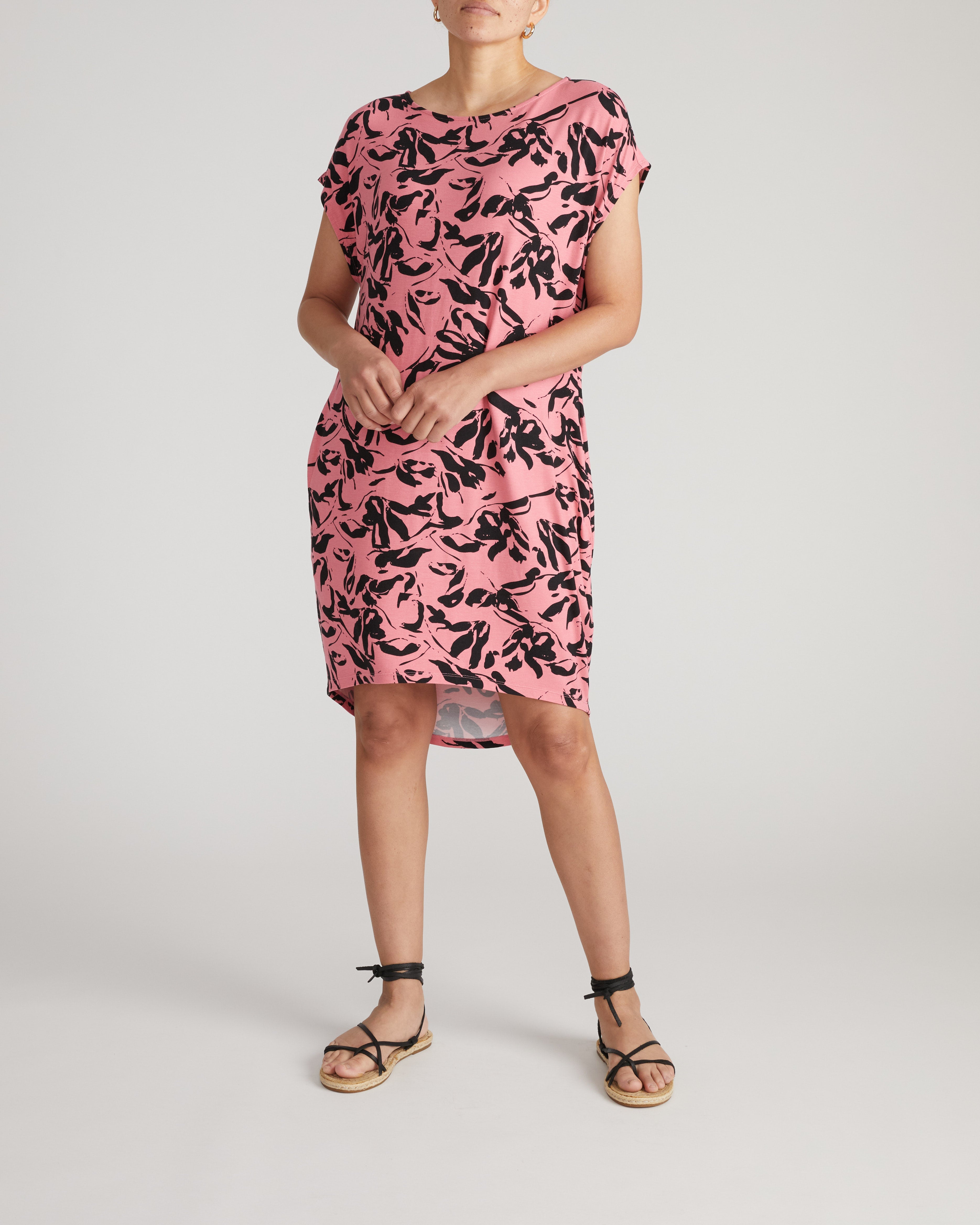 Helen Liquid Jersey Shift Dress - Pink Sgraffito Print