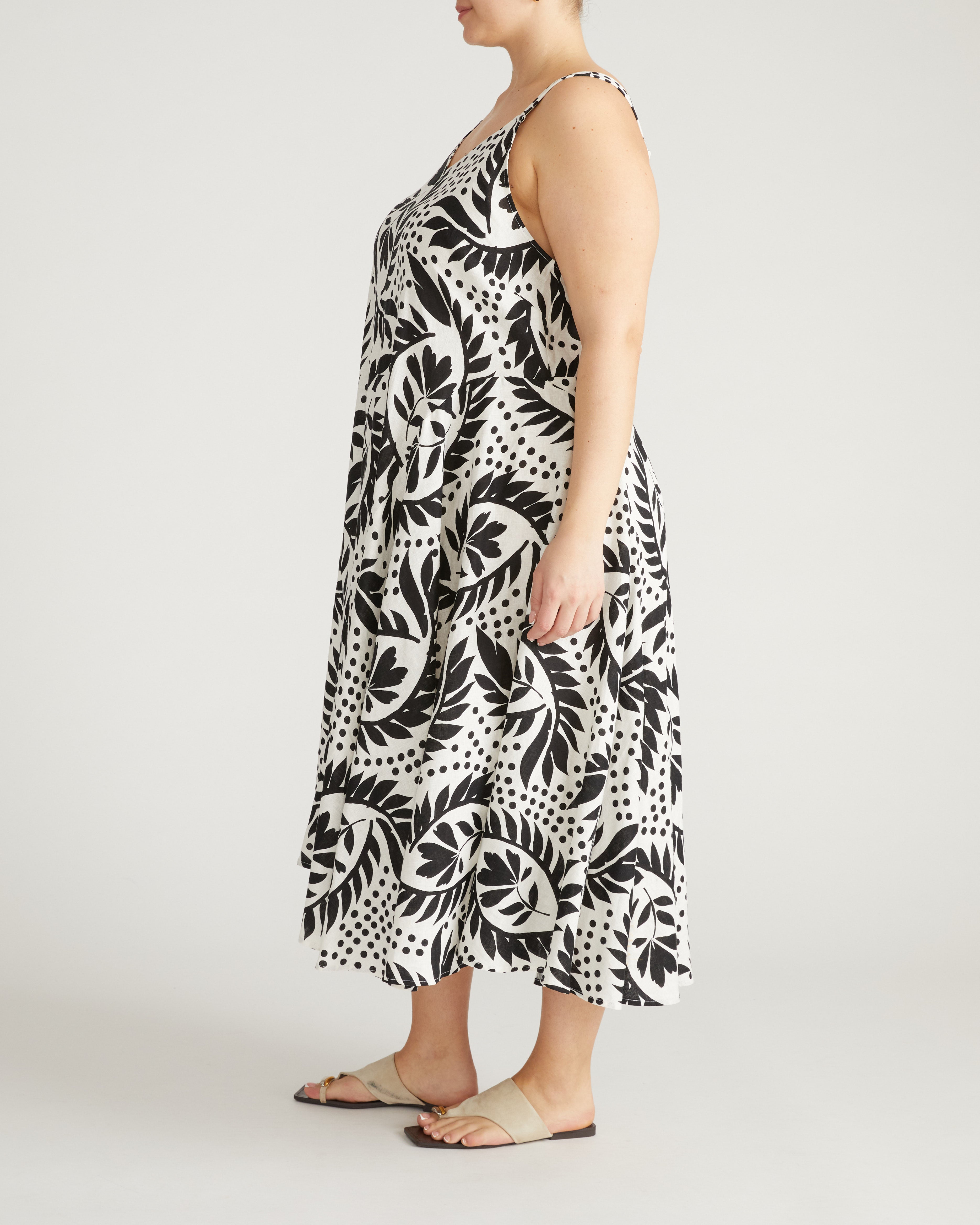 Sunshower Flowy Linen Blend Dress - Vine Print