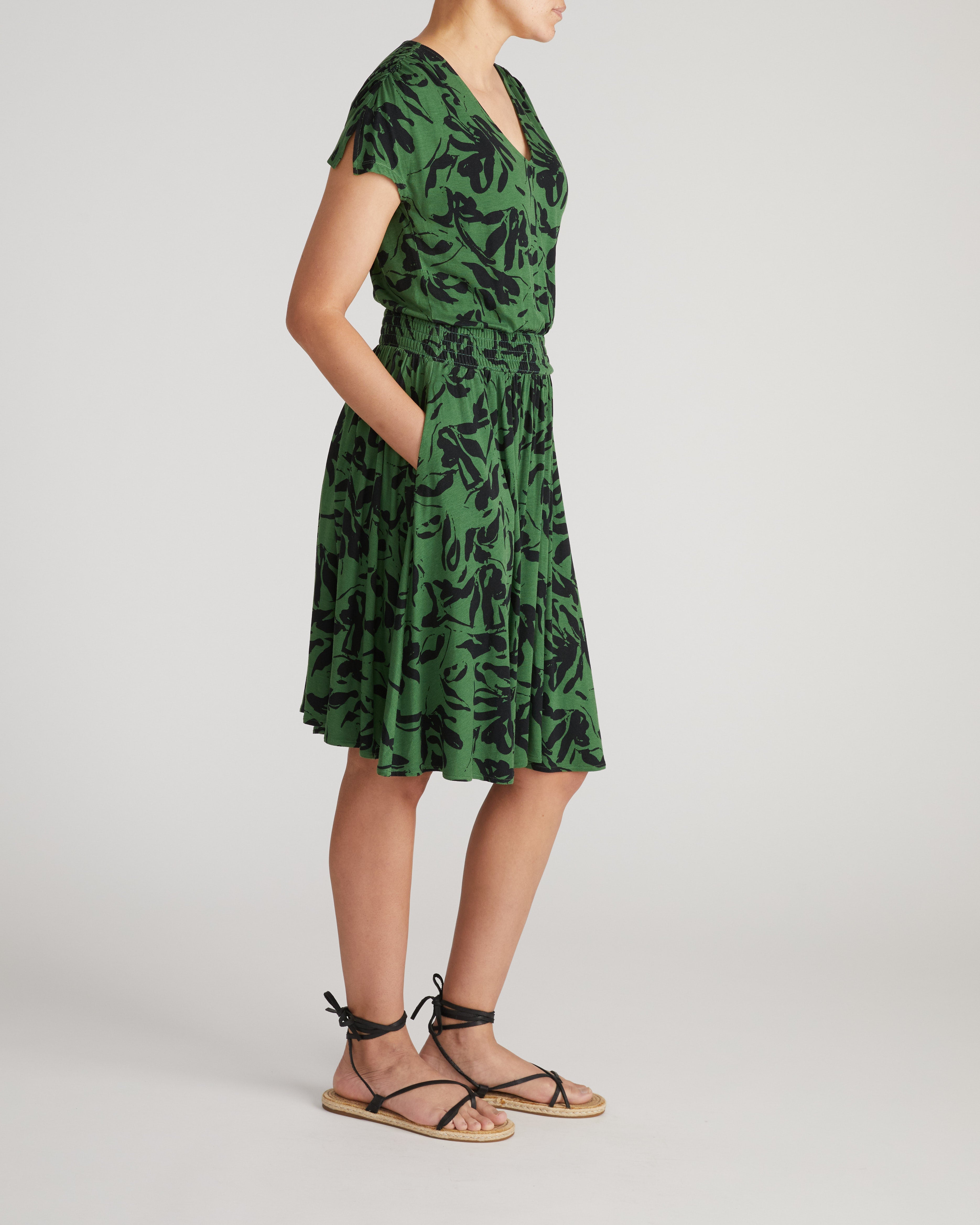 Minetta Liquid Jersey Dress - Green Sgraffito Print