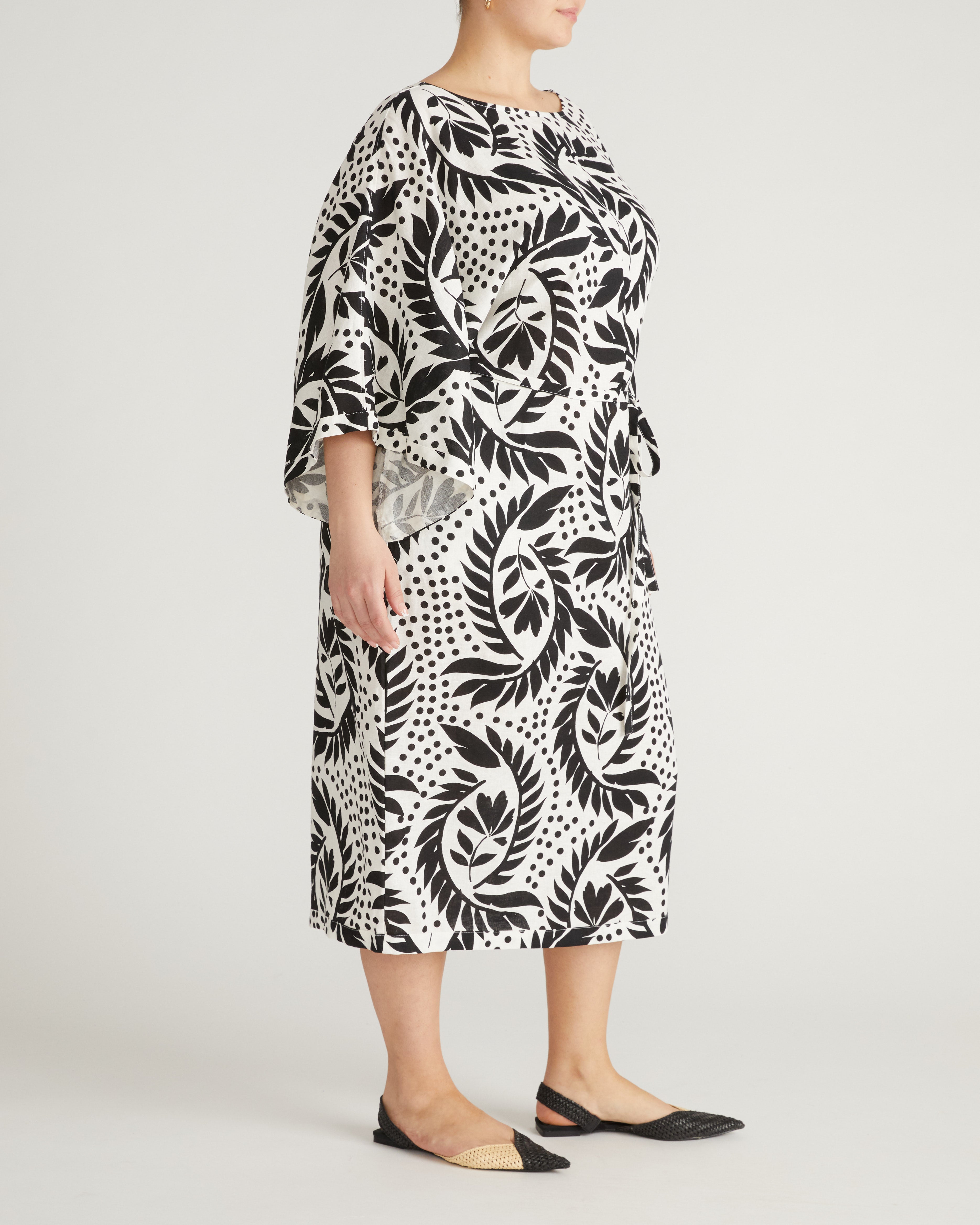 Lio Linen Blend Dress - Vine Print