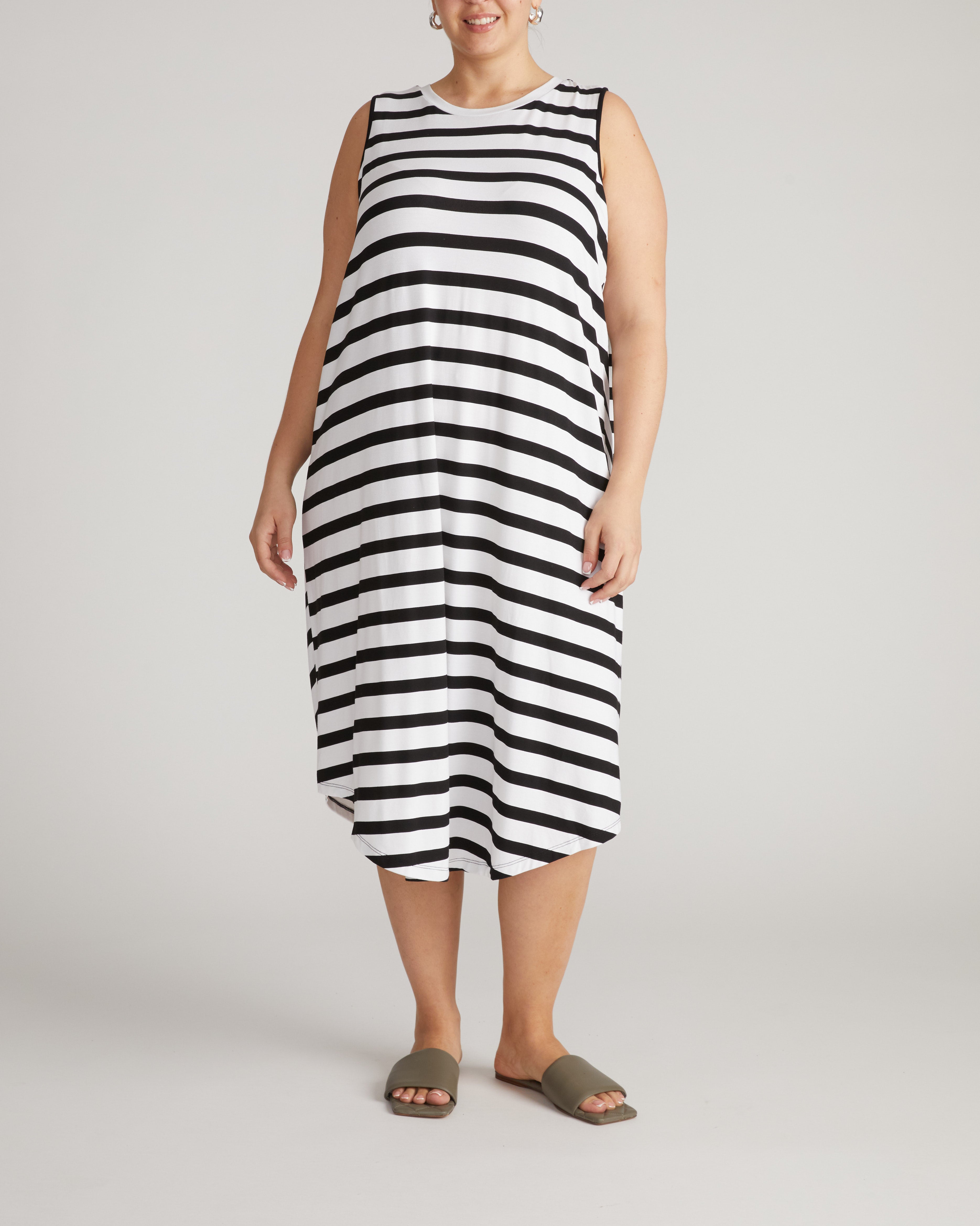 Pearl Divine Jersey Dress - Black/White Stripe