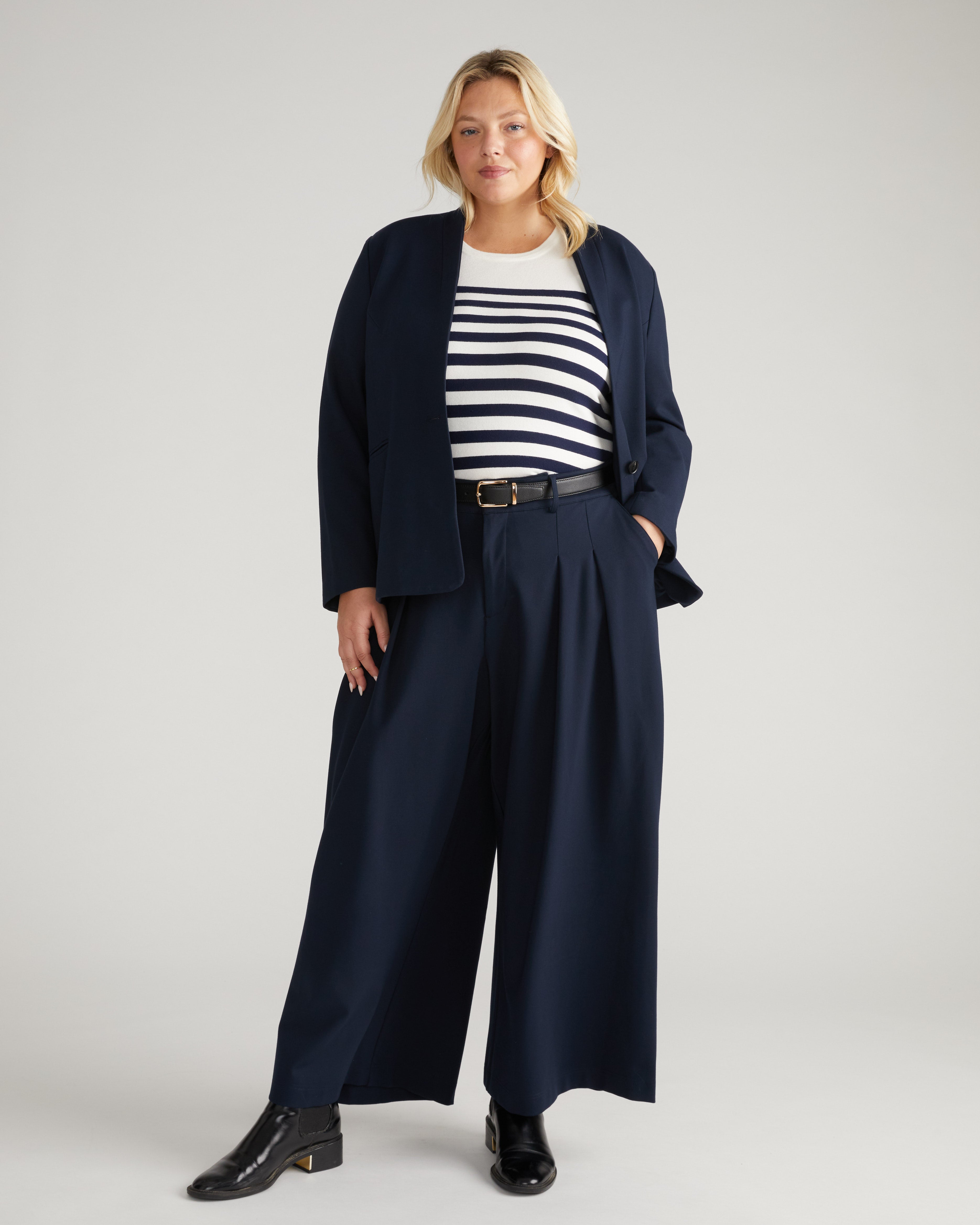 Lennox Collarless Ponte Blazer - Navy