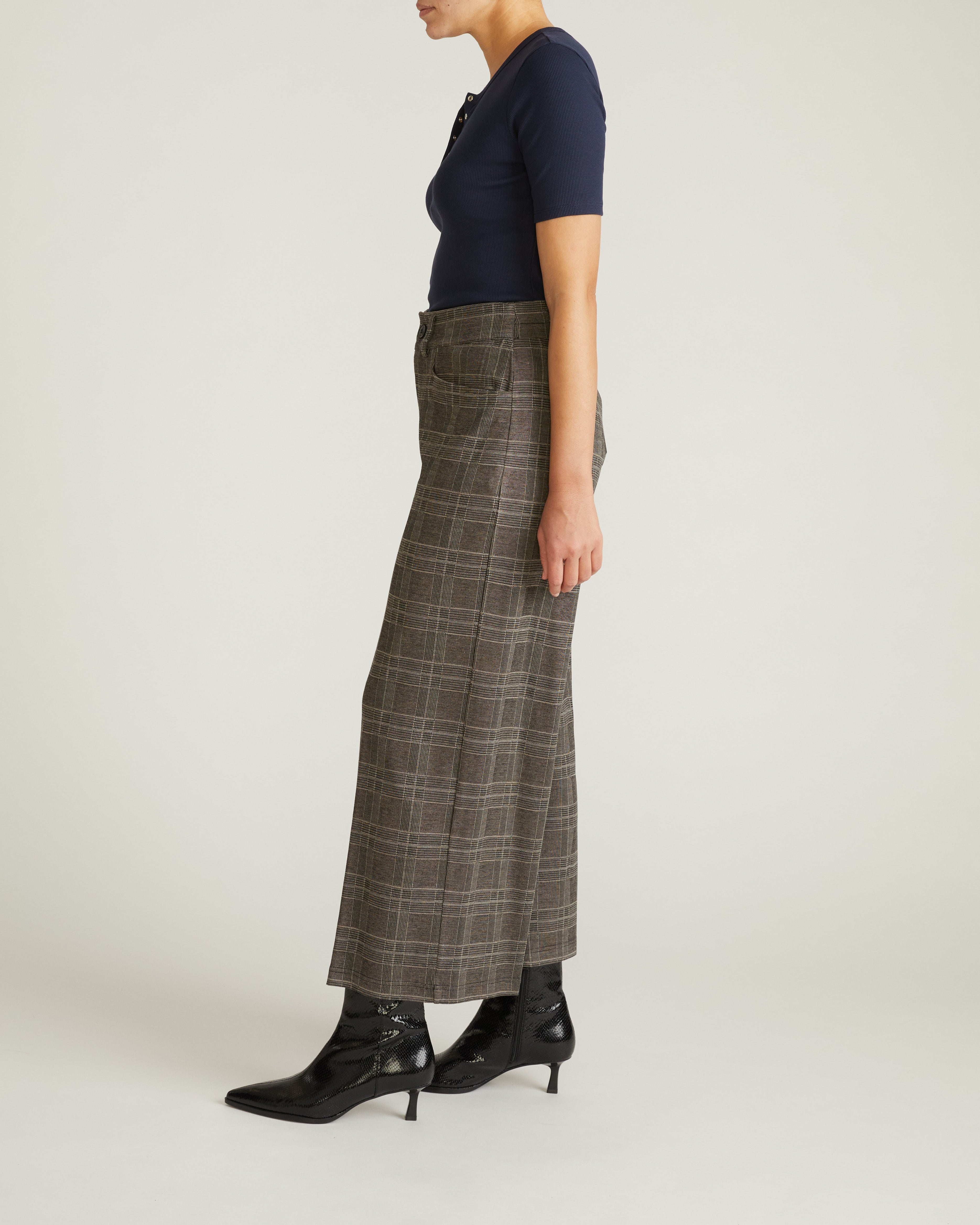 Cropped Wide Leg Ponte Pants - British Plaid