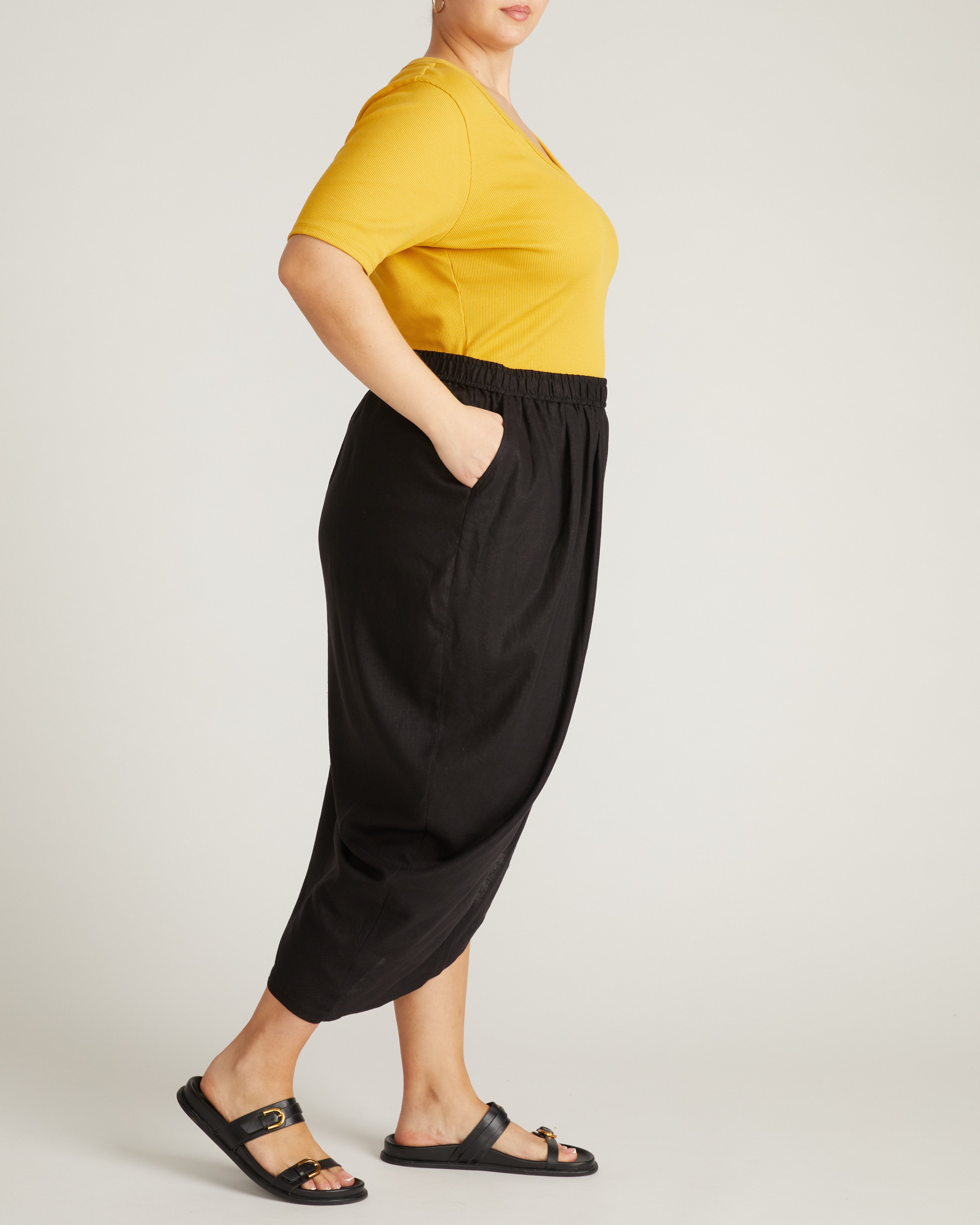 Geneva Linen Blend Skirt - Black