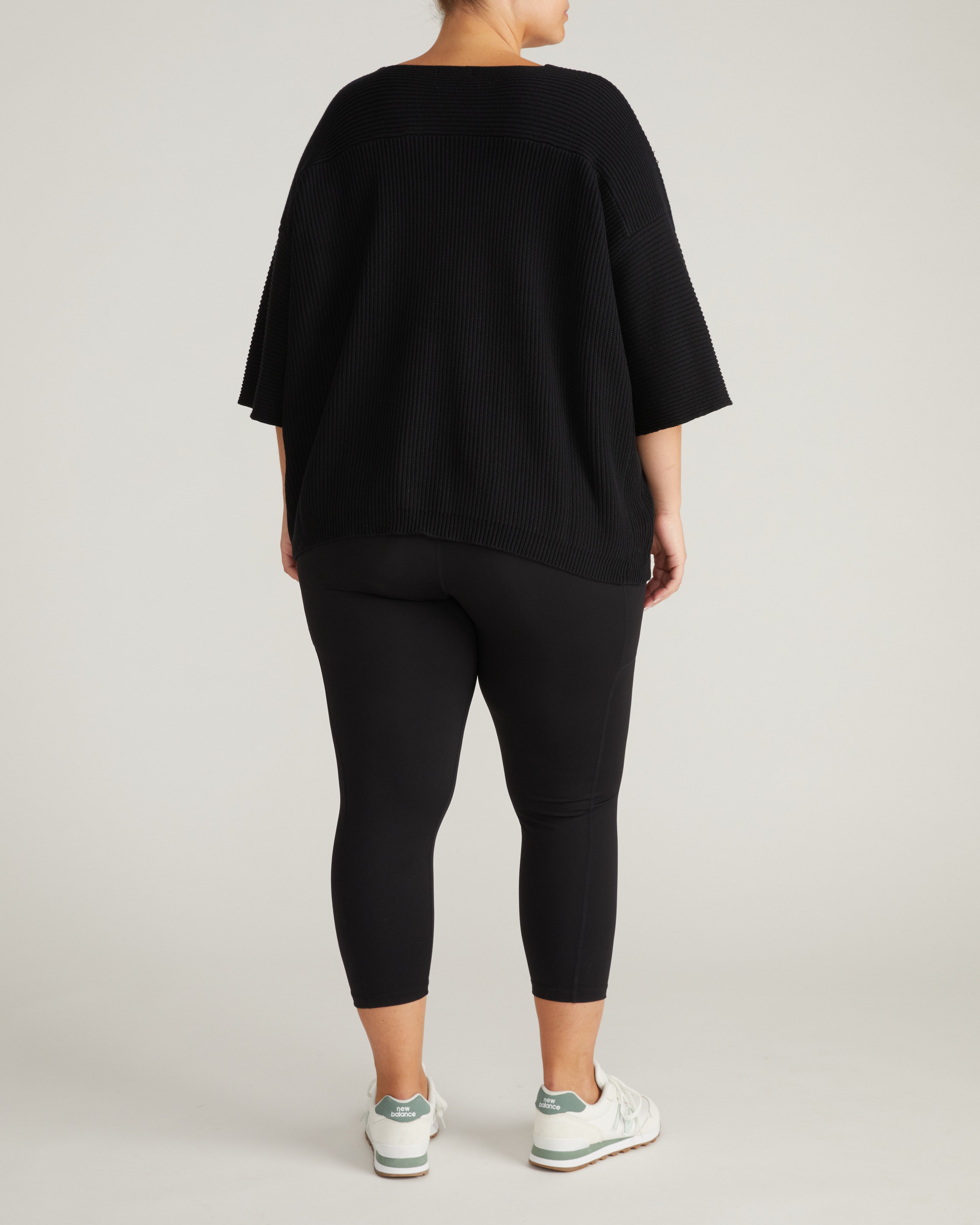 Lotus Sweater - Black