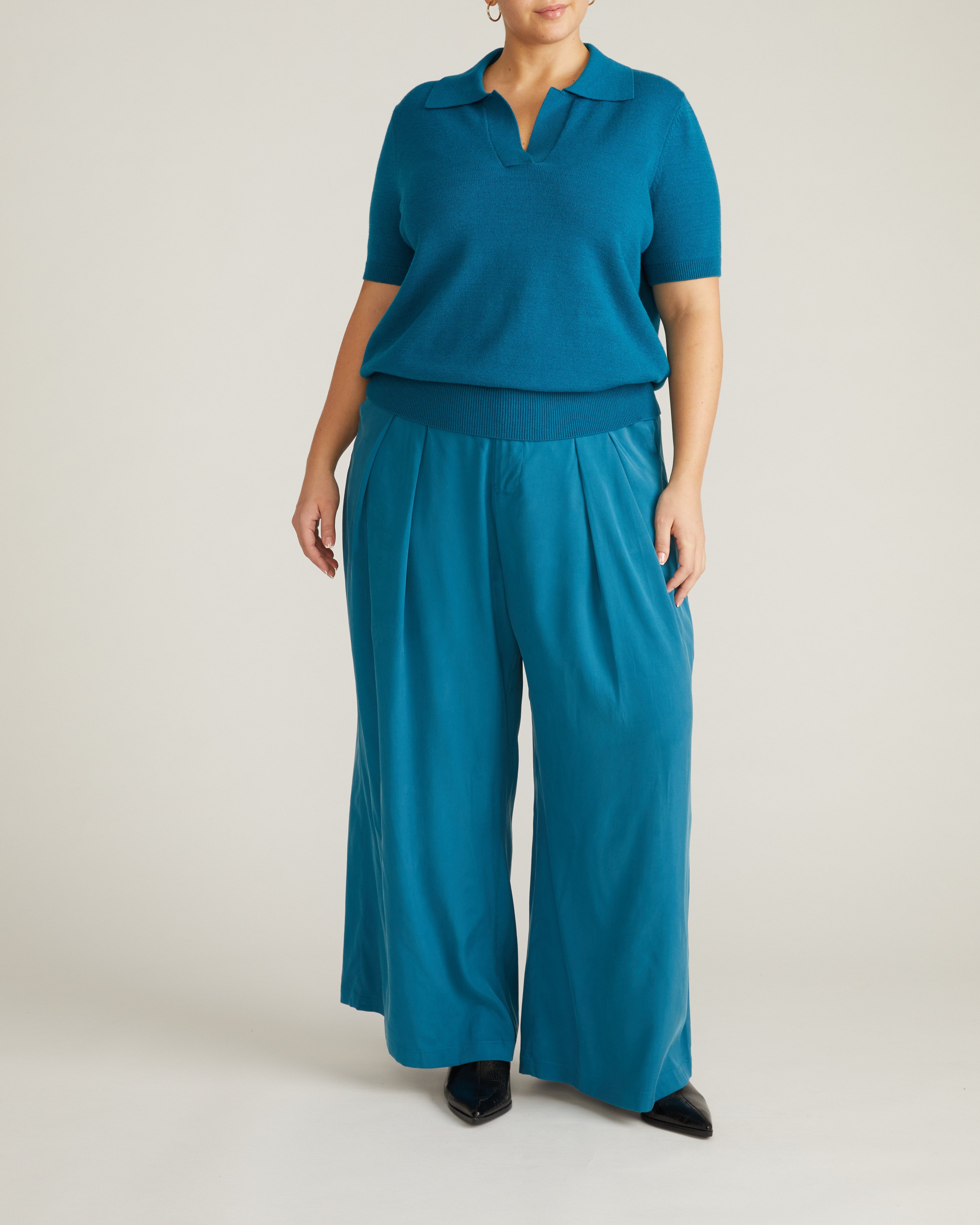 Savvy Fine Knit Short Sleeve Polo Sweater - Blue Beetle