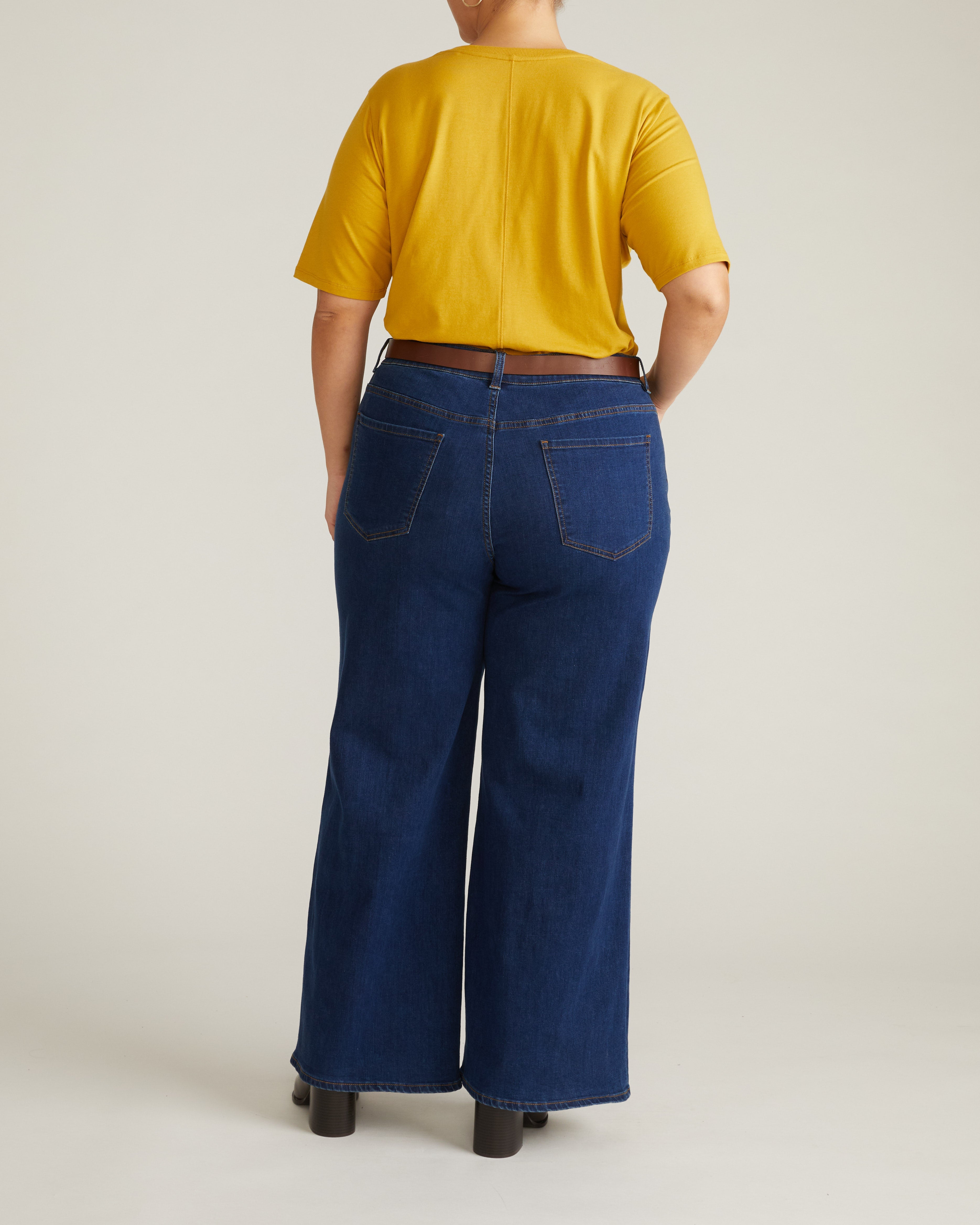 Maia Stovepipe Sleeve V Neck Tee - Yellow Ochre