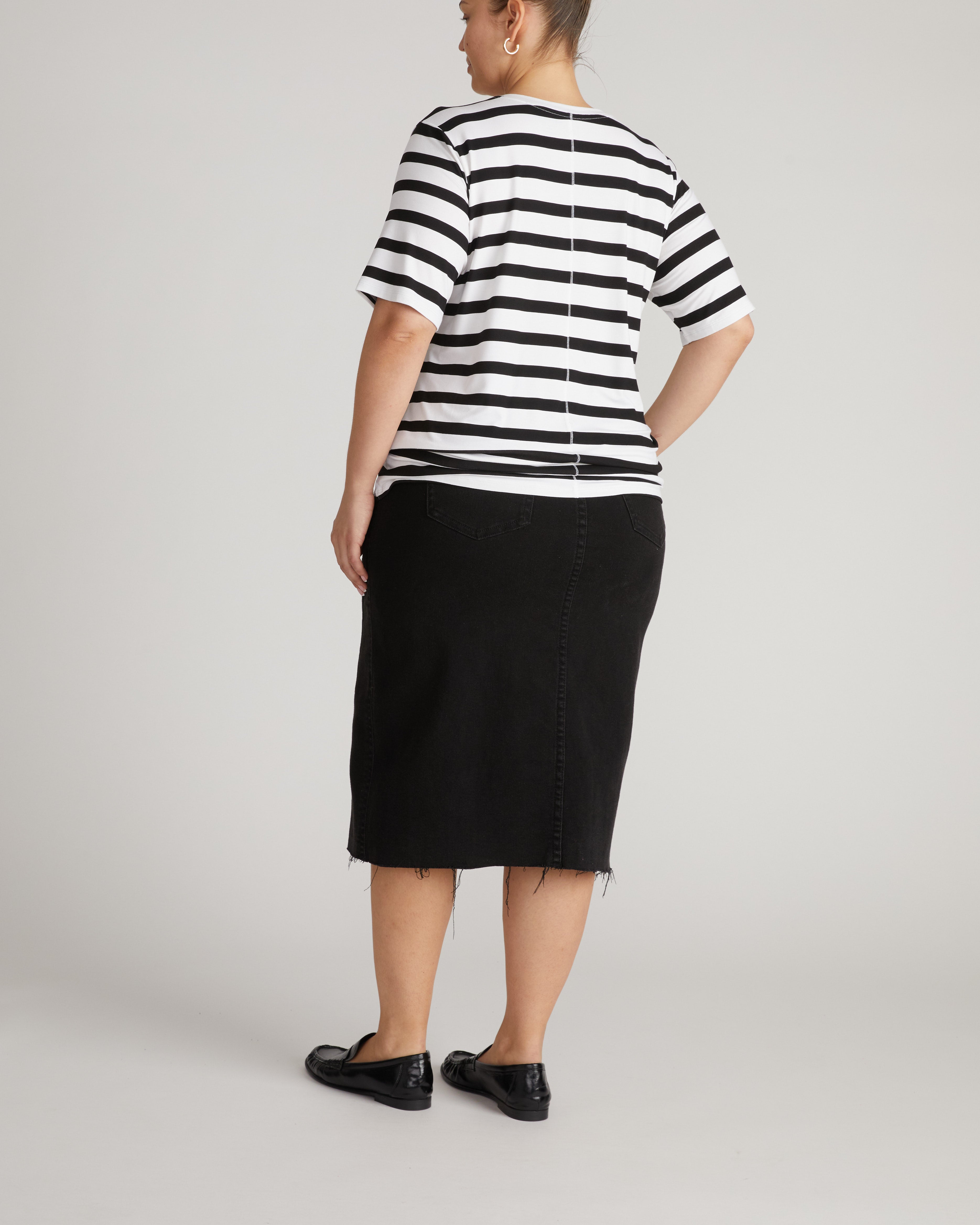 Maia Stovepipe Sleeve V Neck Tee - Black/White Stripe