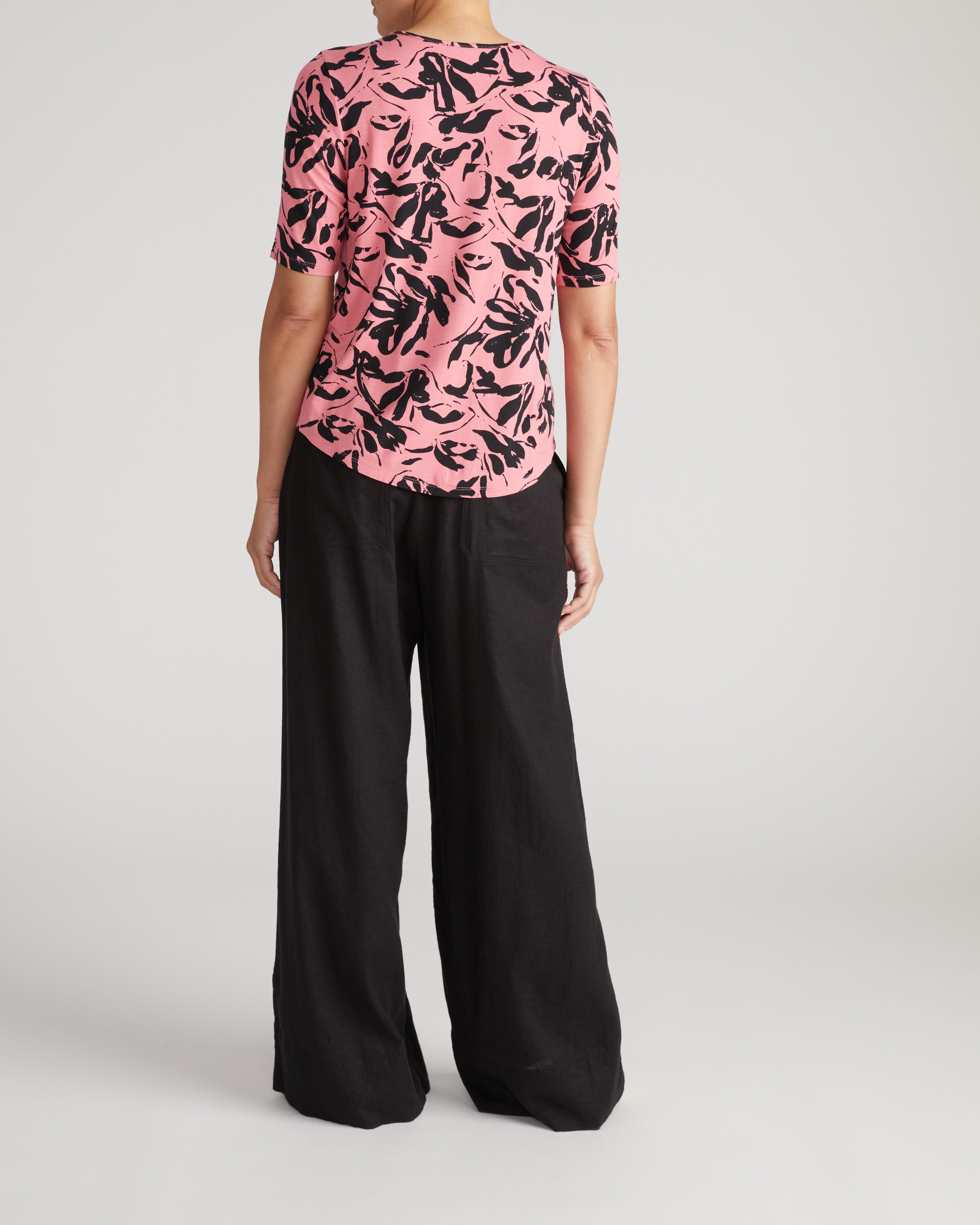 Lily Liquid Jersey Crew Neck Stovepipe Tee - Pink Sgraffito Print