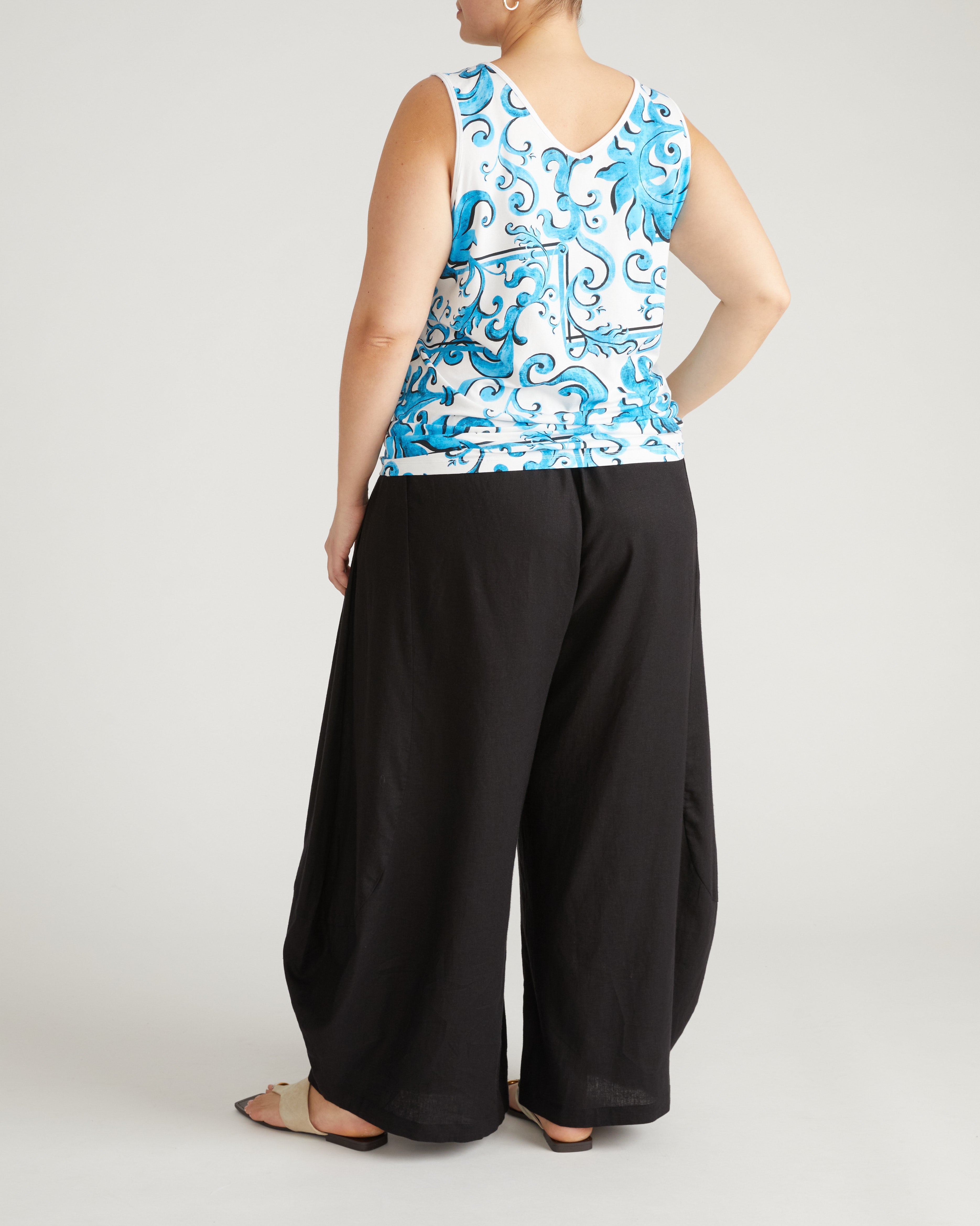 Double V Tank - Blue Majolica Print