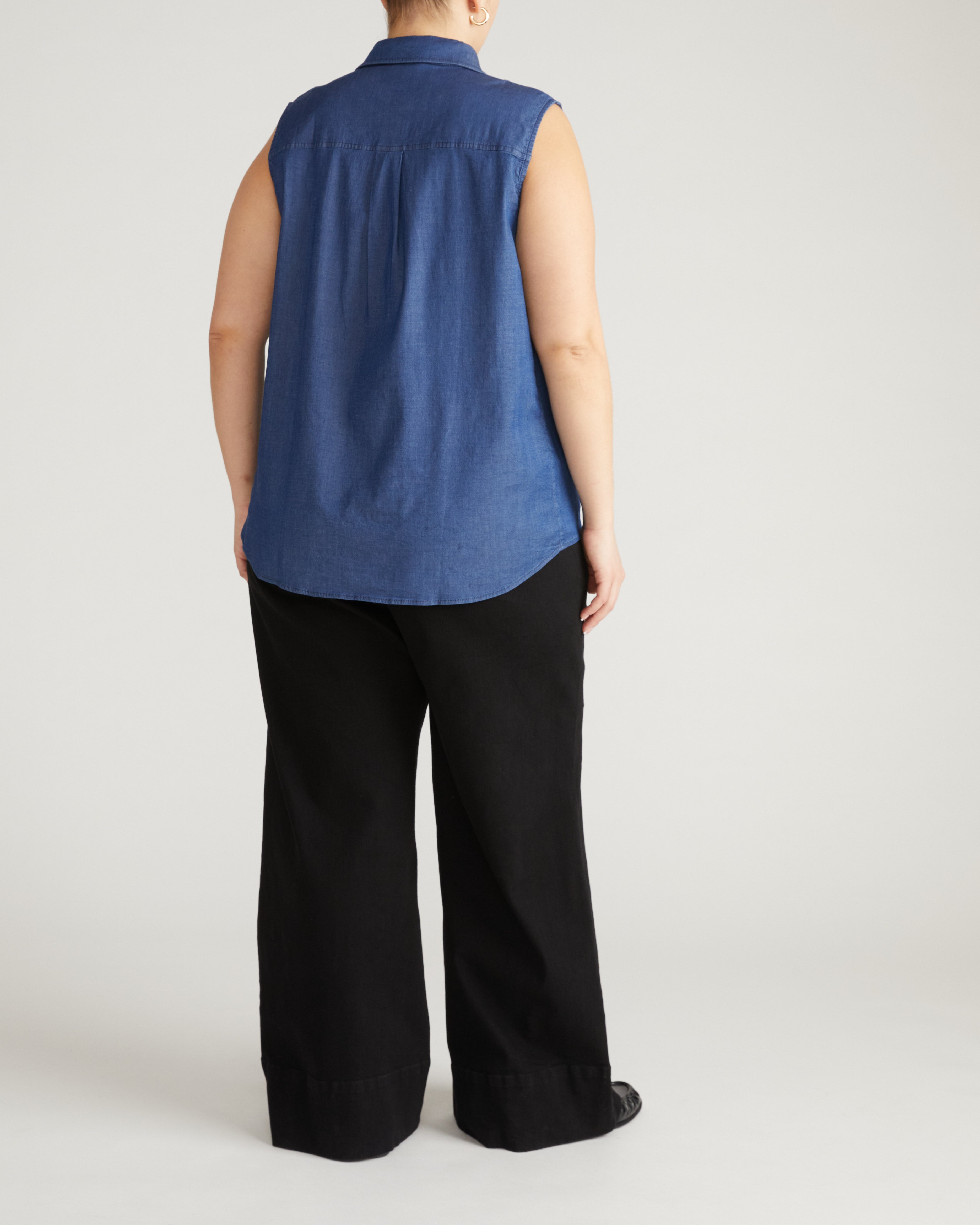 Perfect Tencel Chambray Sleeveless Shirt - Midnight Blue