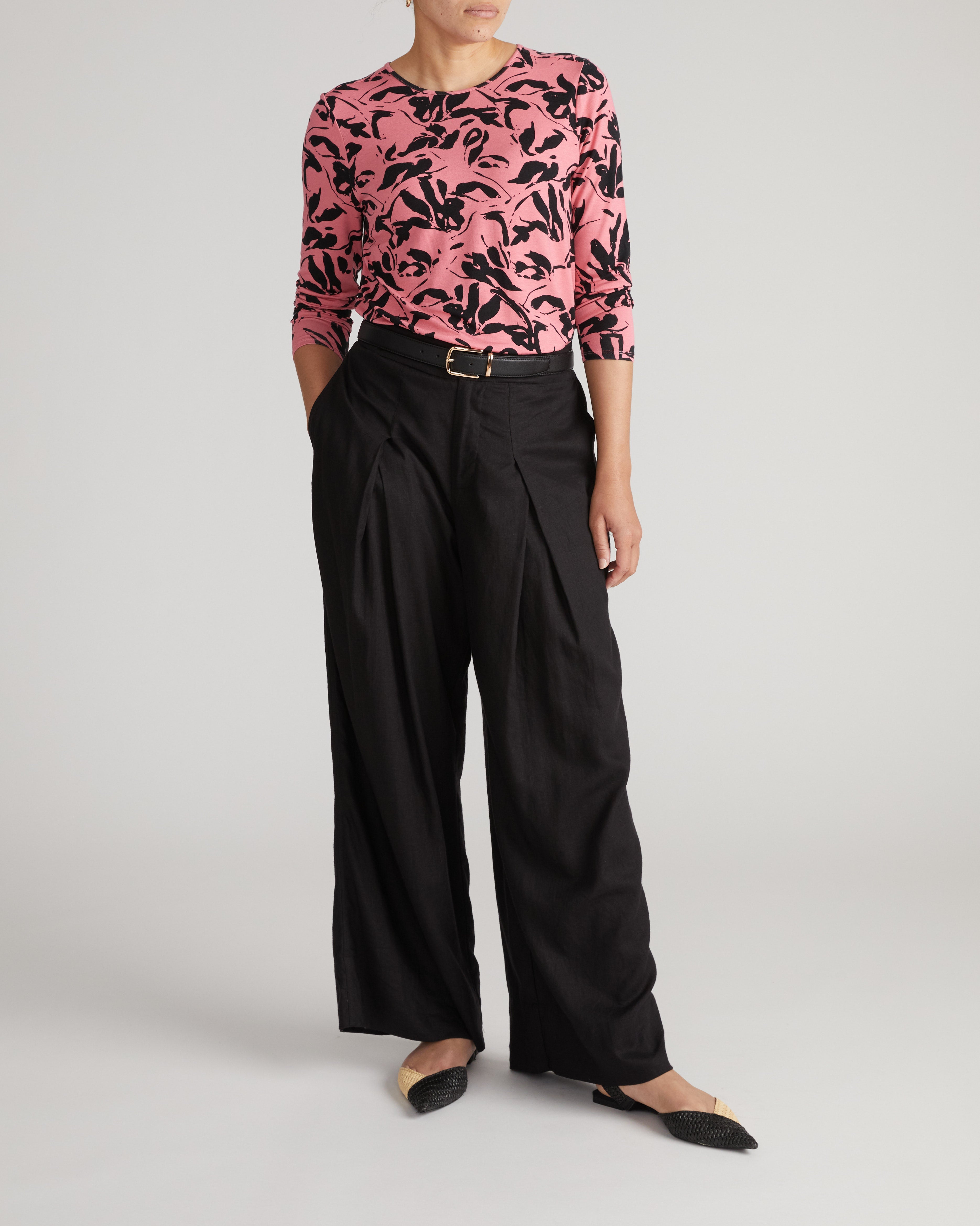 Joan Liquid Jersey Long Sleeve Top - Pink Sgraffito Print