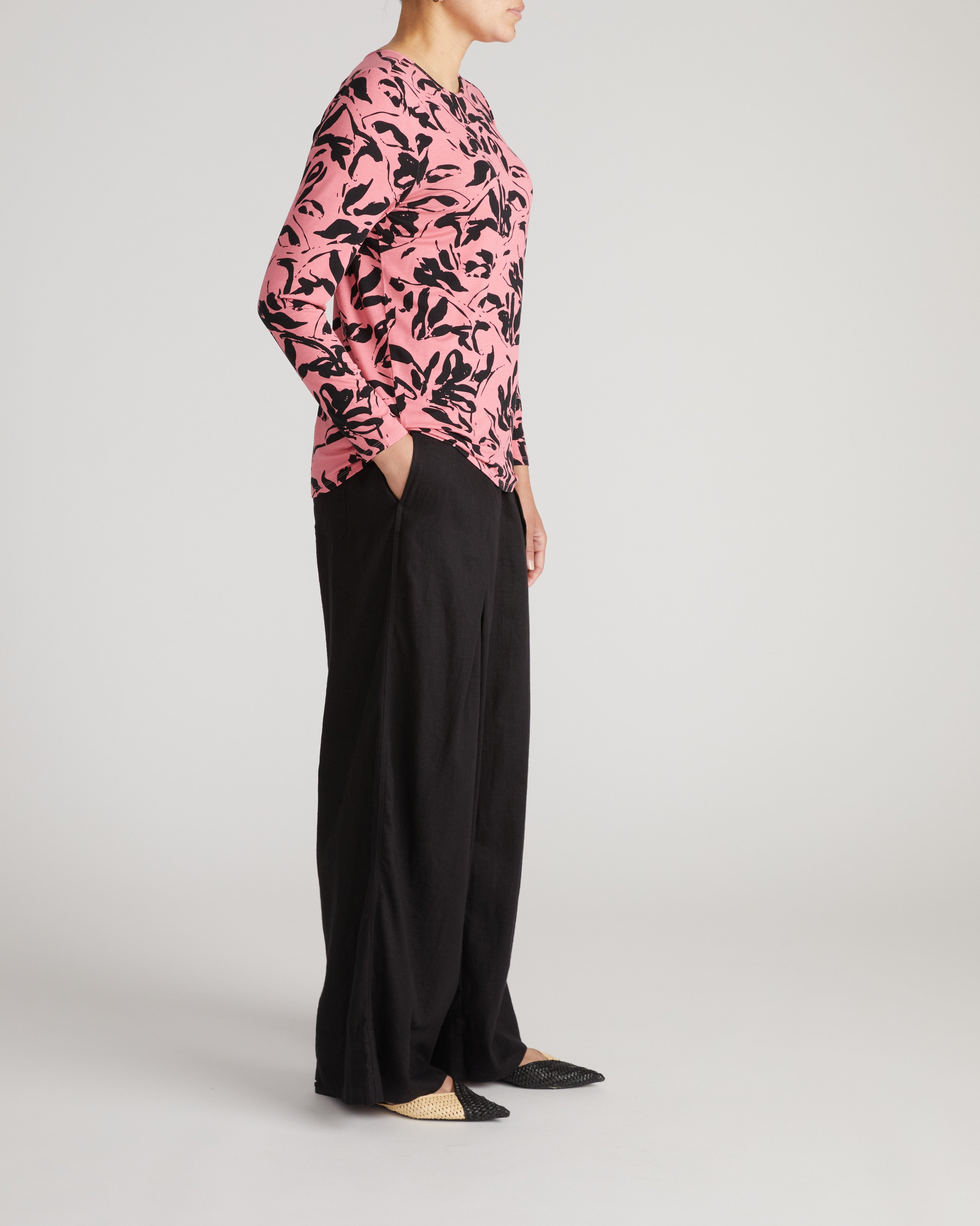 Joan Liquid Jersey Long Sleeve Top - Pink Sgraffito Print