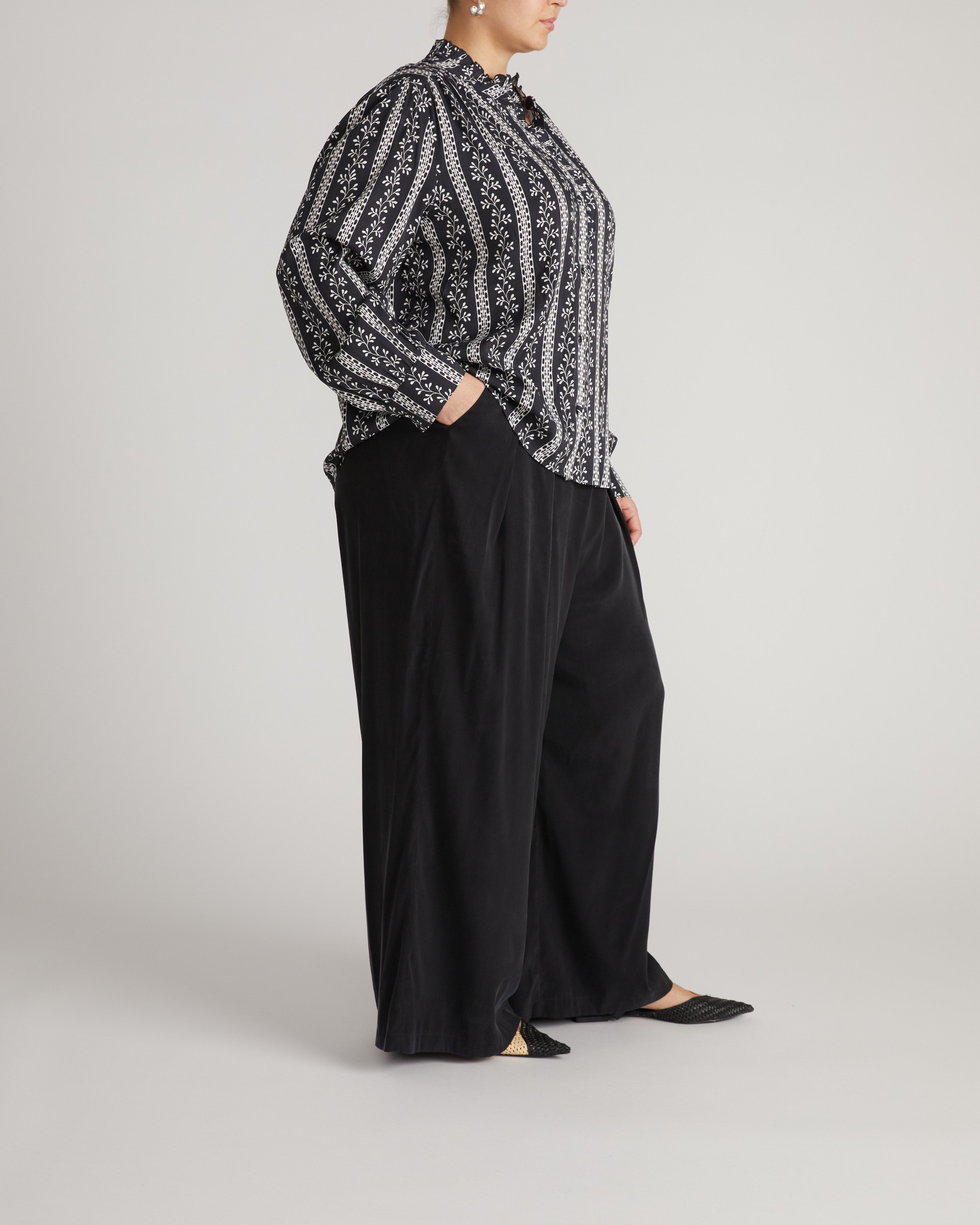 Endora Stretch Cupro Blouse - Florentine Print