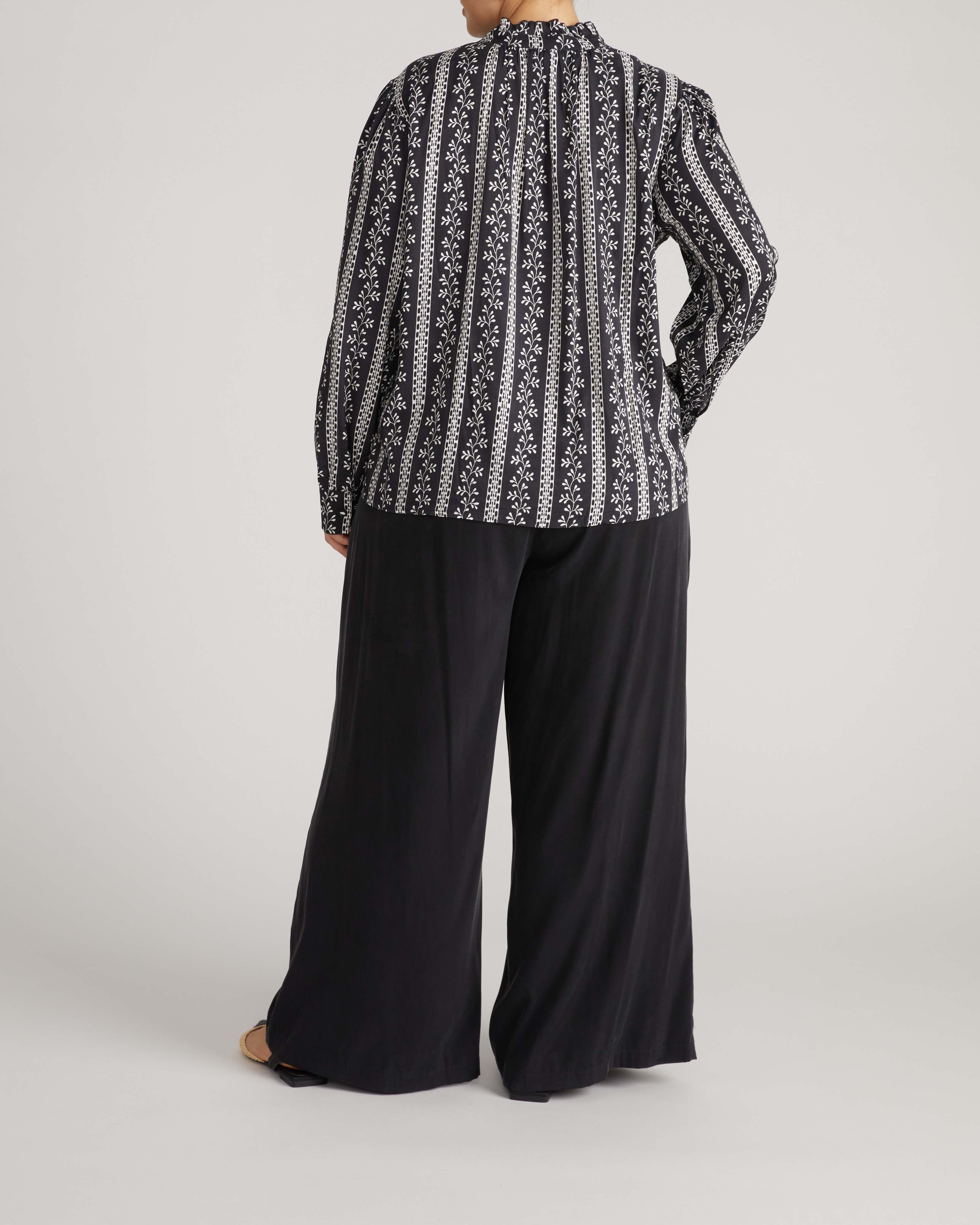 Endora Stretch Cupro Blouse - Florentine Print