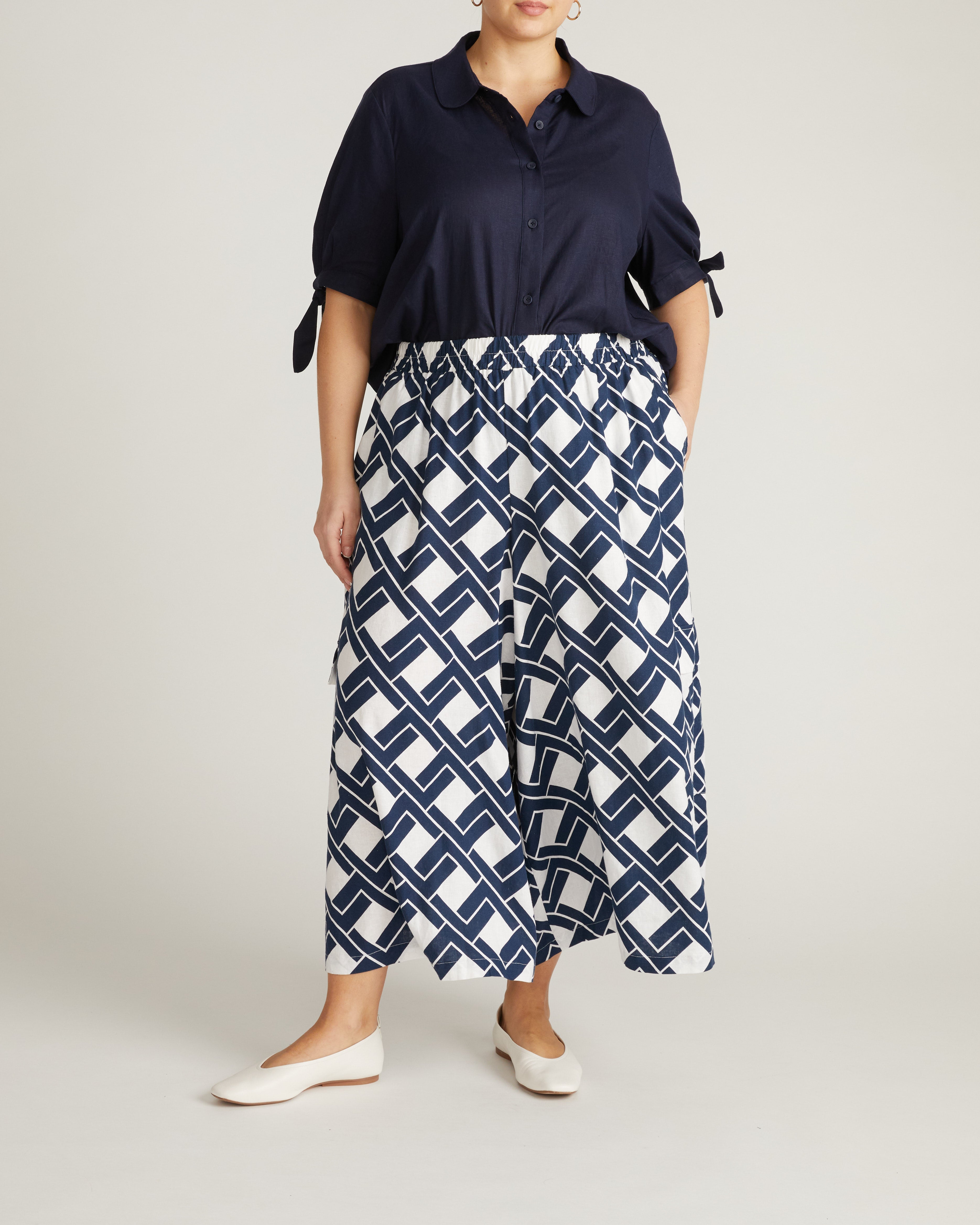 Luisa Short Sleeve Linen Blend Shirt - Navy
