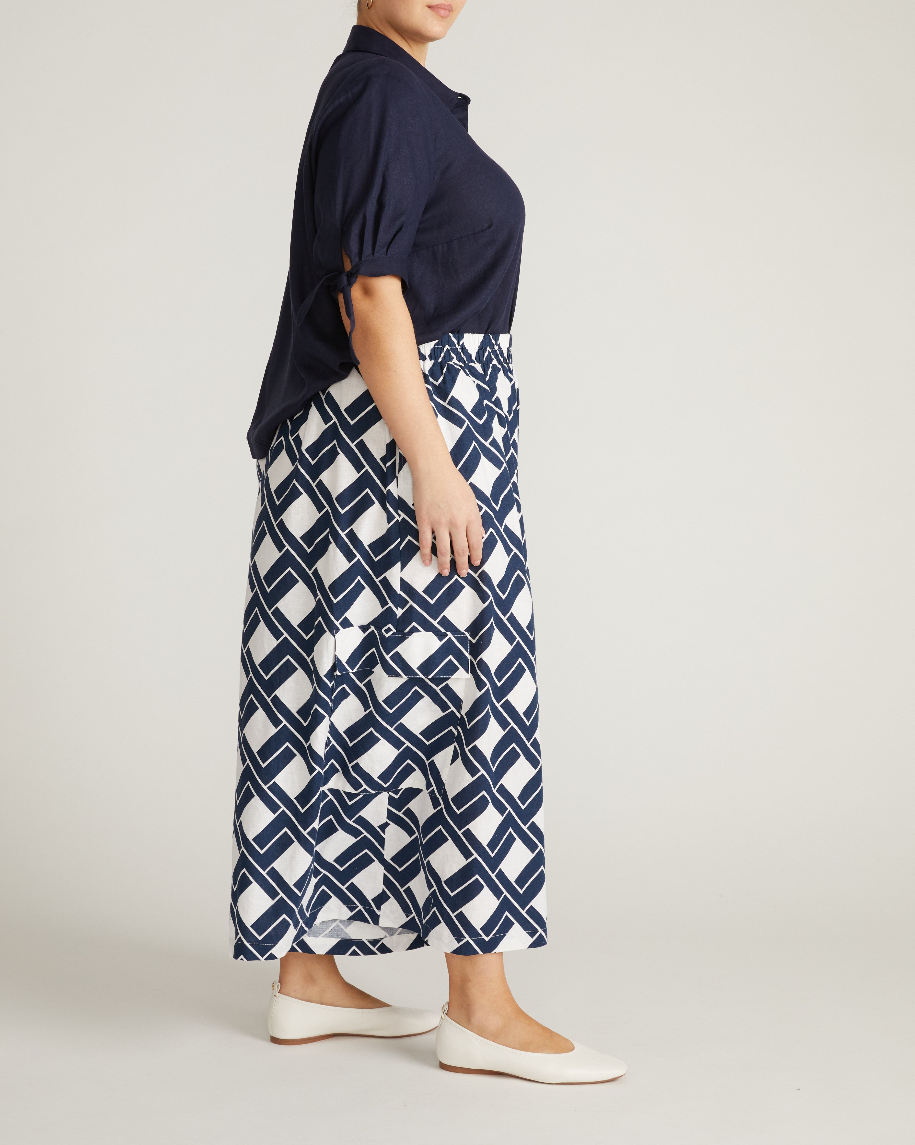 Luisa Short Sleeve Linen Blend Shirt - Navy