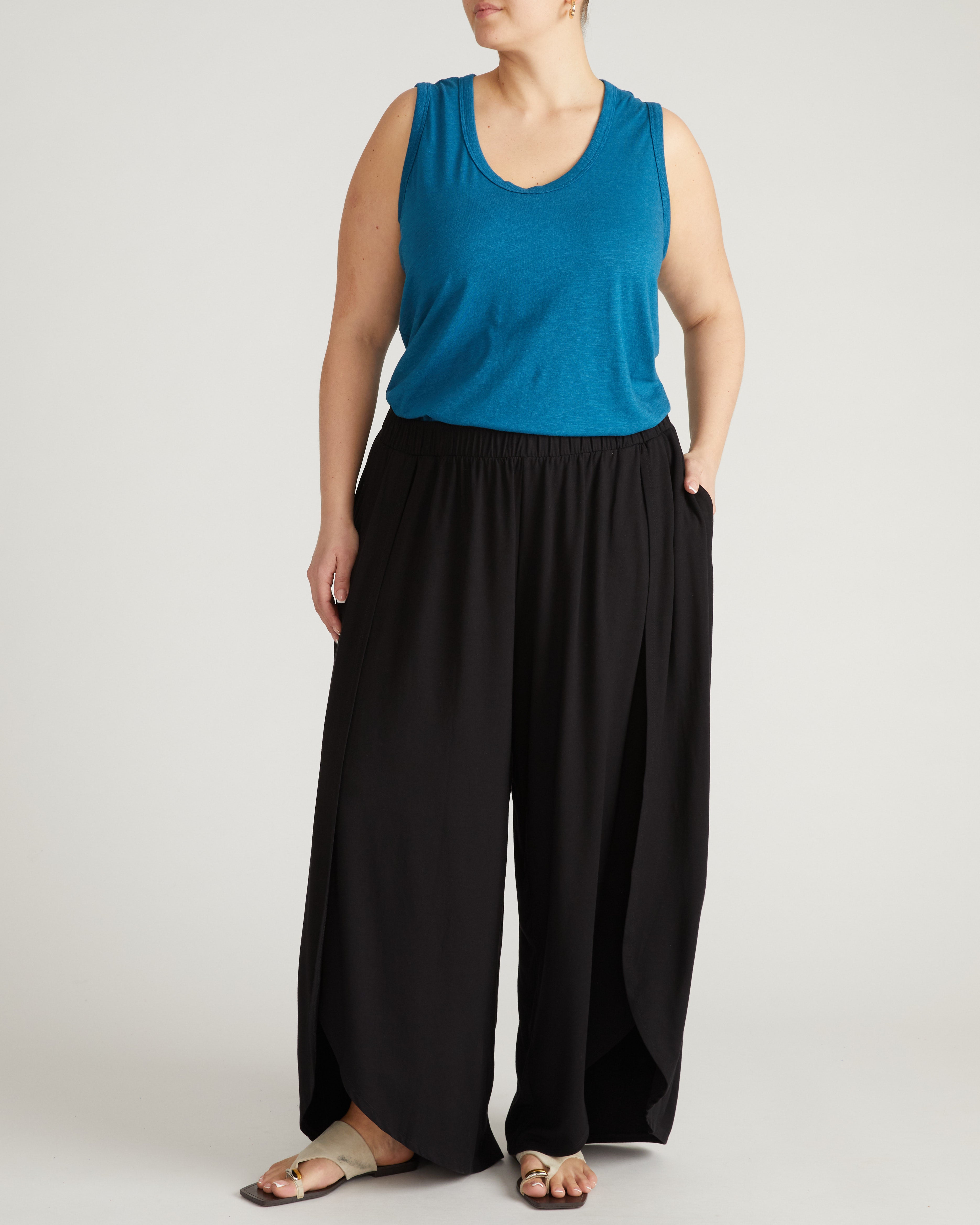Light-As-Air Tank - Ink Blue