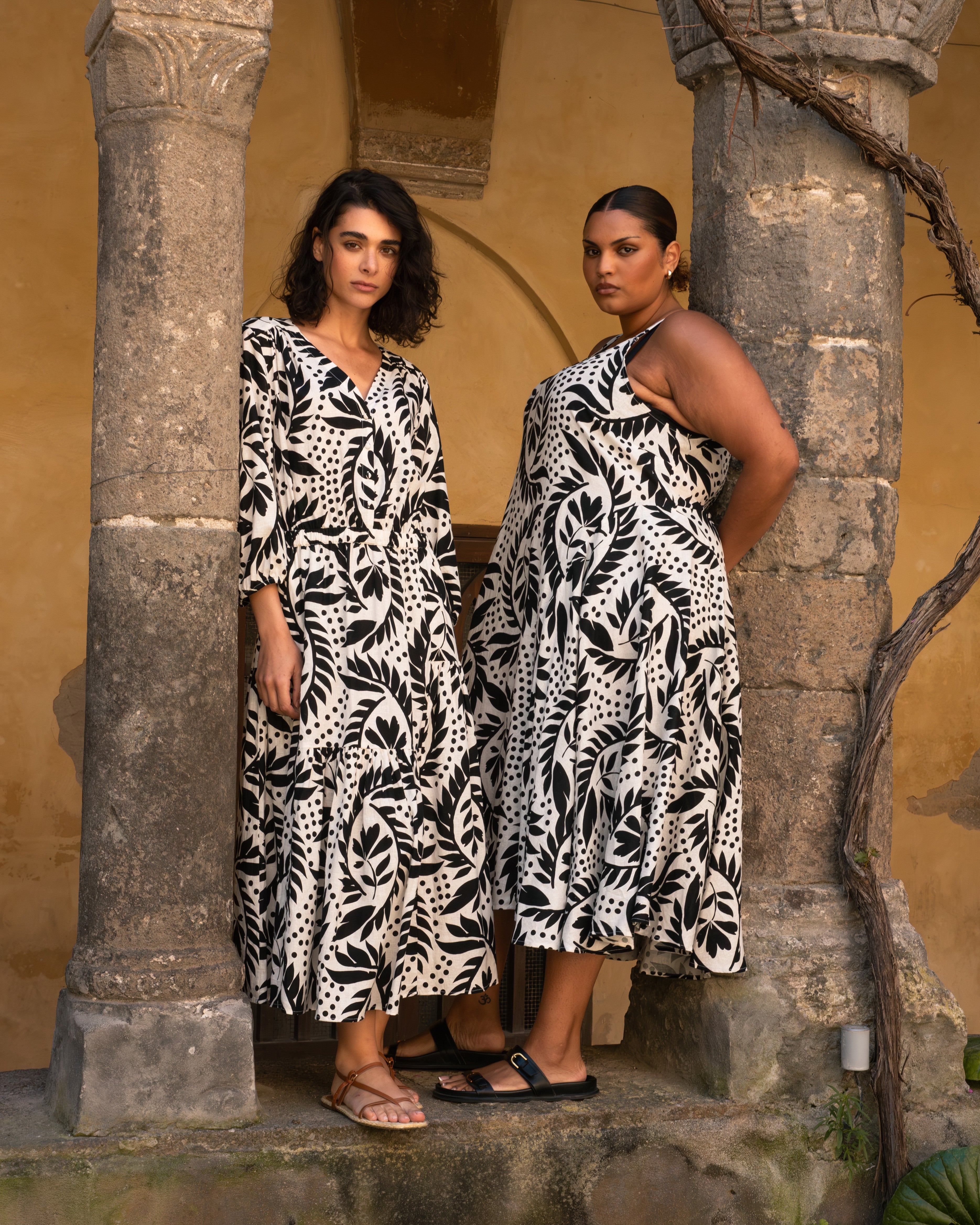 Sunshower Flowy Linen Blend Dress - Vine Print