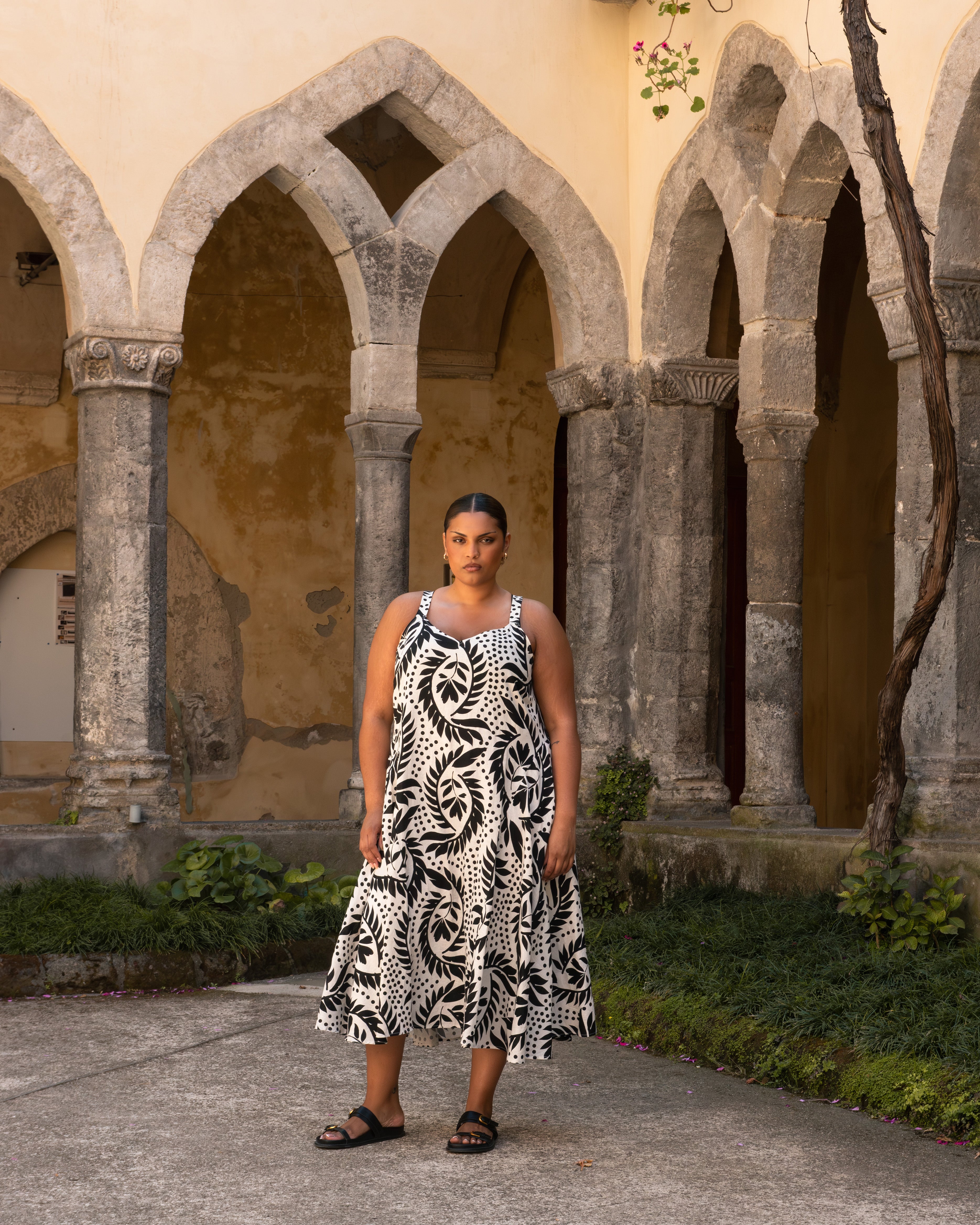 Sunshower Flowy Linen Blend Dress - Vine Print