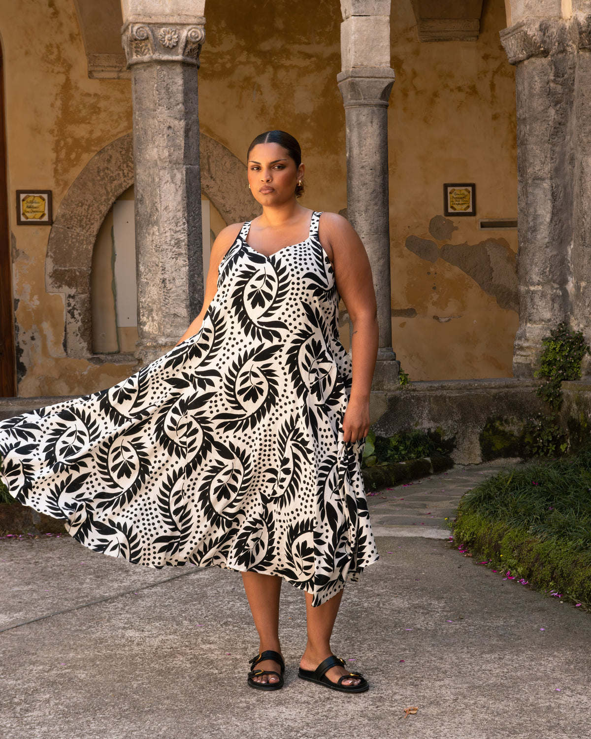 Sunshower Flowy Linen Blend Dress - Vine Print