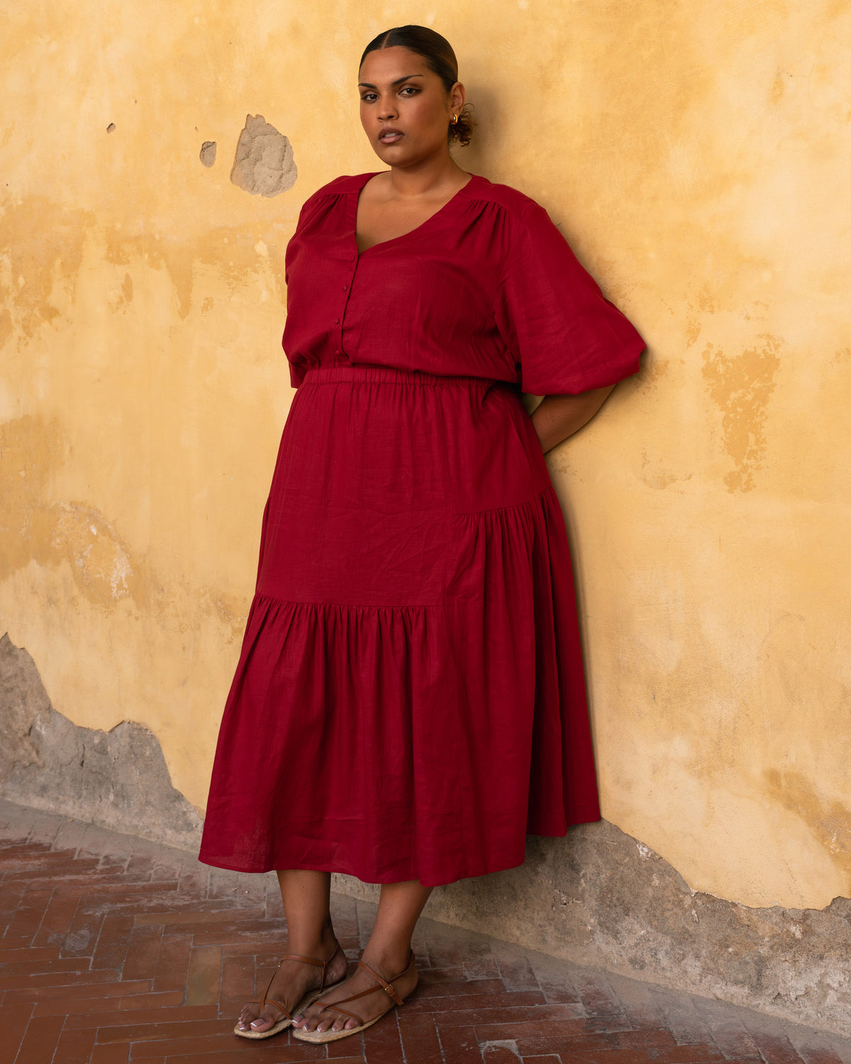 Sorrento Linen Blend Midi Dress - Vibrant Red