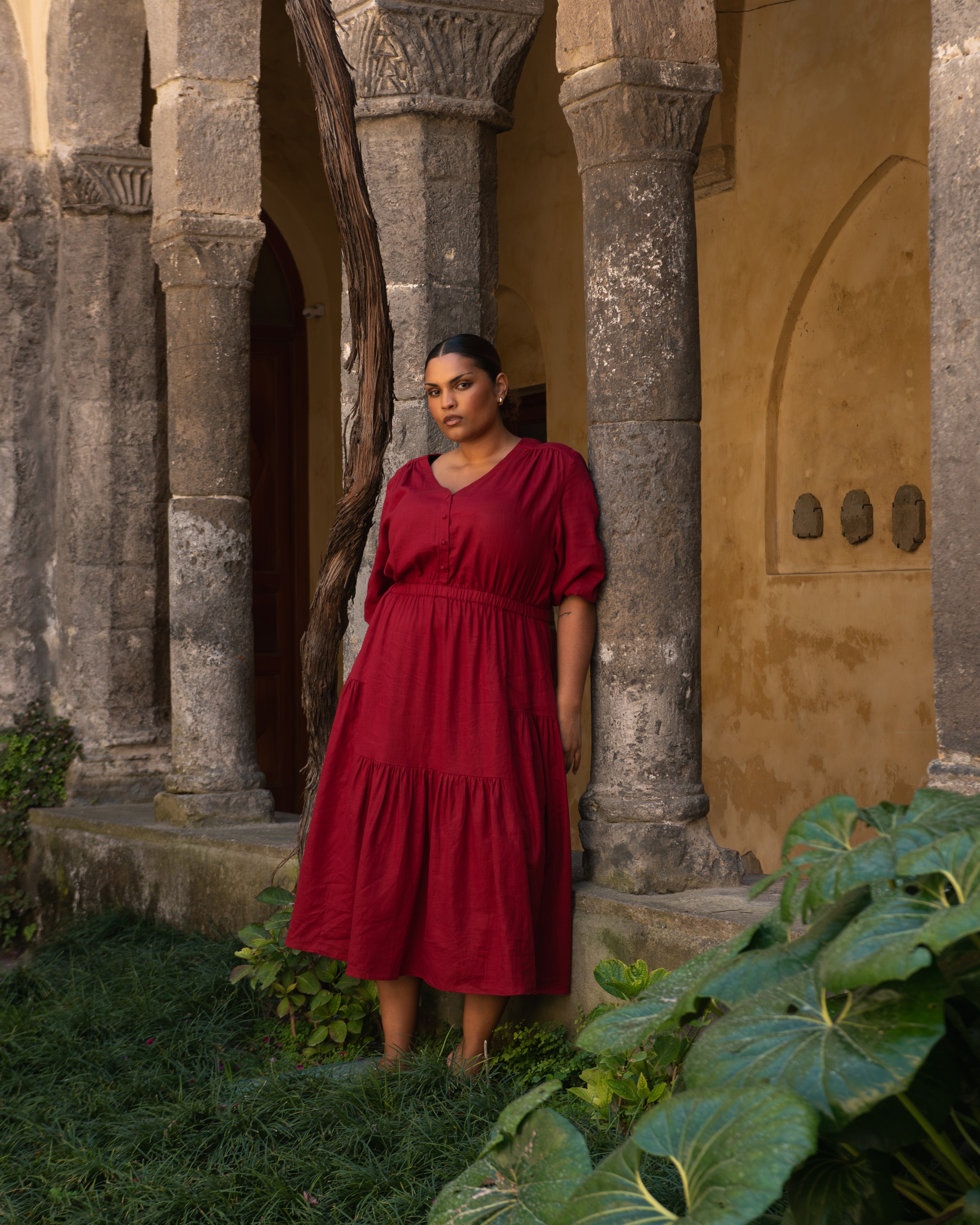 Sorrento Linen Blend Midi Dress - Vibrant Red